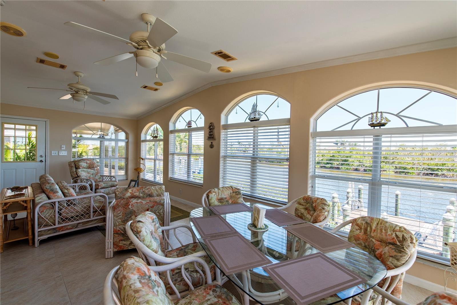 8 ALLIGATOR AVE, PUNTA GORDA, FL, 33950