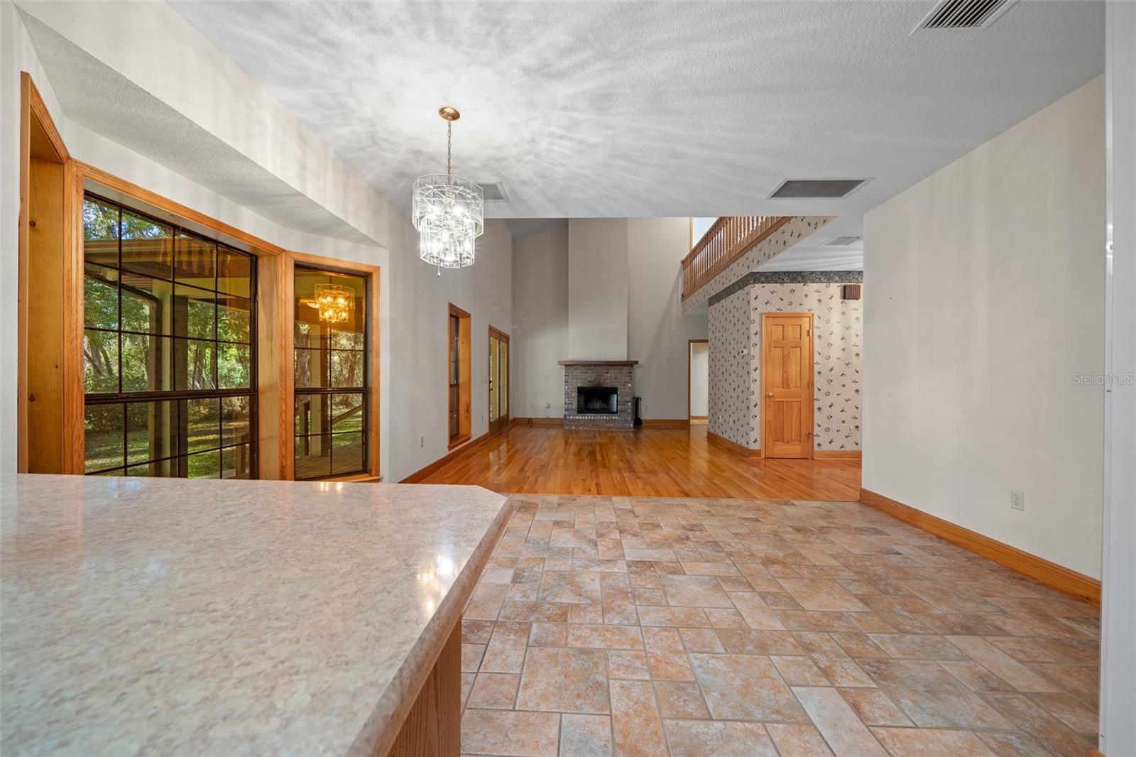 39636 CAROLINA AVE, LADY LAKE, FL, 32159