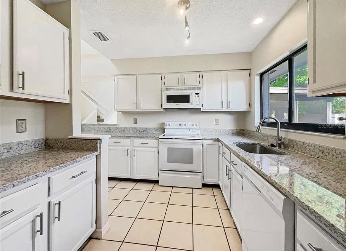 349 GOLDSTONE PL, LAKE MARY, FL, 32746