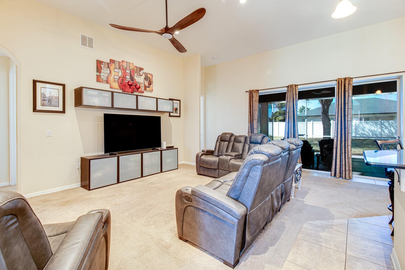 2238 AMBERLY AVE, ORLANDO, FL, 32833