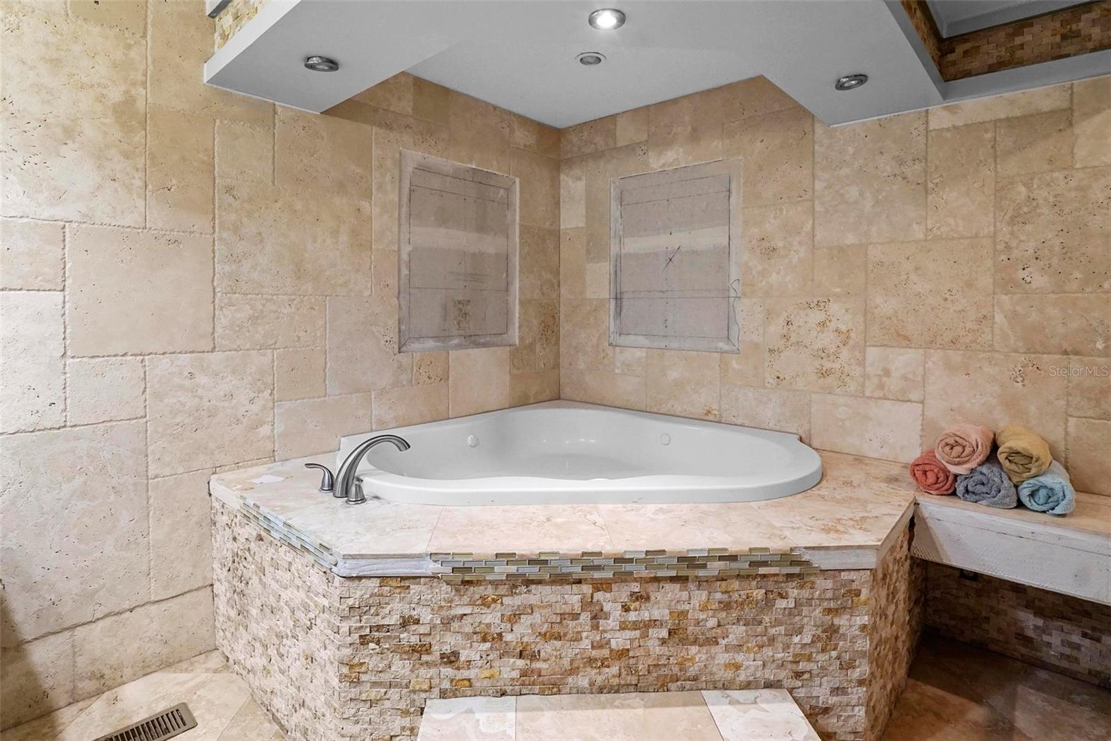 5717 SW COUNTY ROAD 239, LAKE BUTLER, FL, 32054