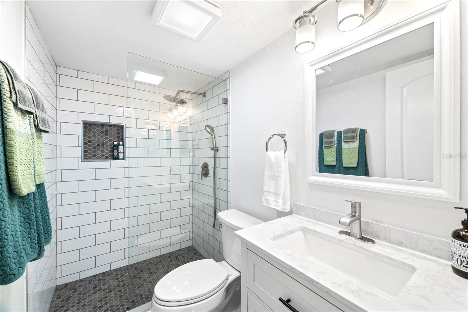 2224 BAHIA VISTA ST #E6, SARASOTA, FL, 34239