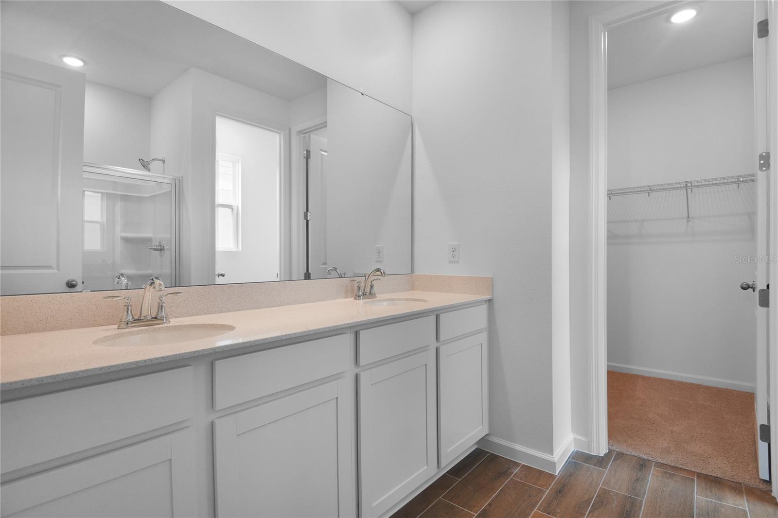 1122 OLIVINE AVE, DUNDEE, FL, 33838