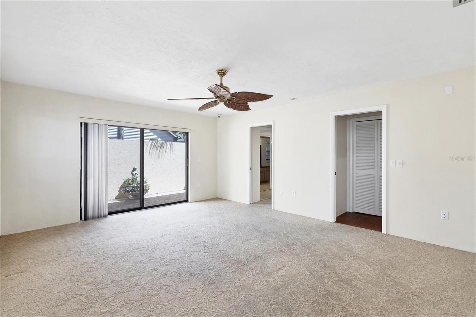 8036 CONSERVATORY CIR, SARASOTA, FL, 34243