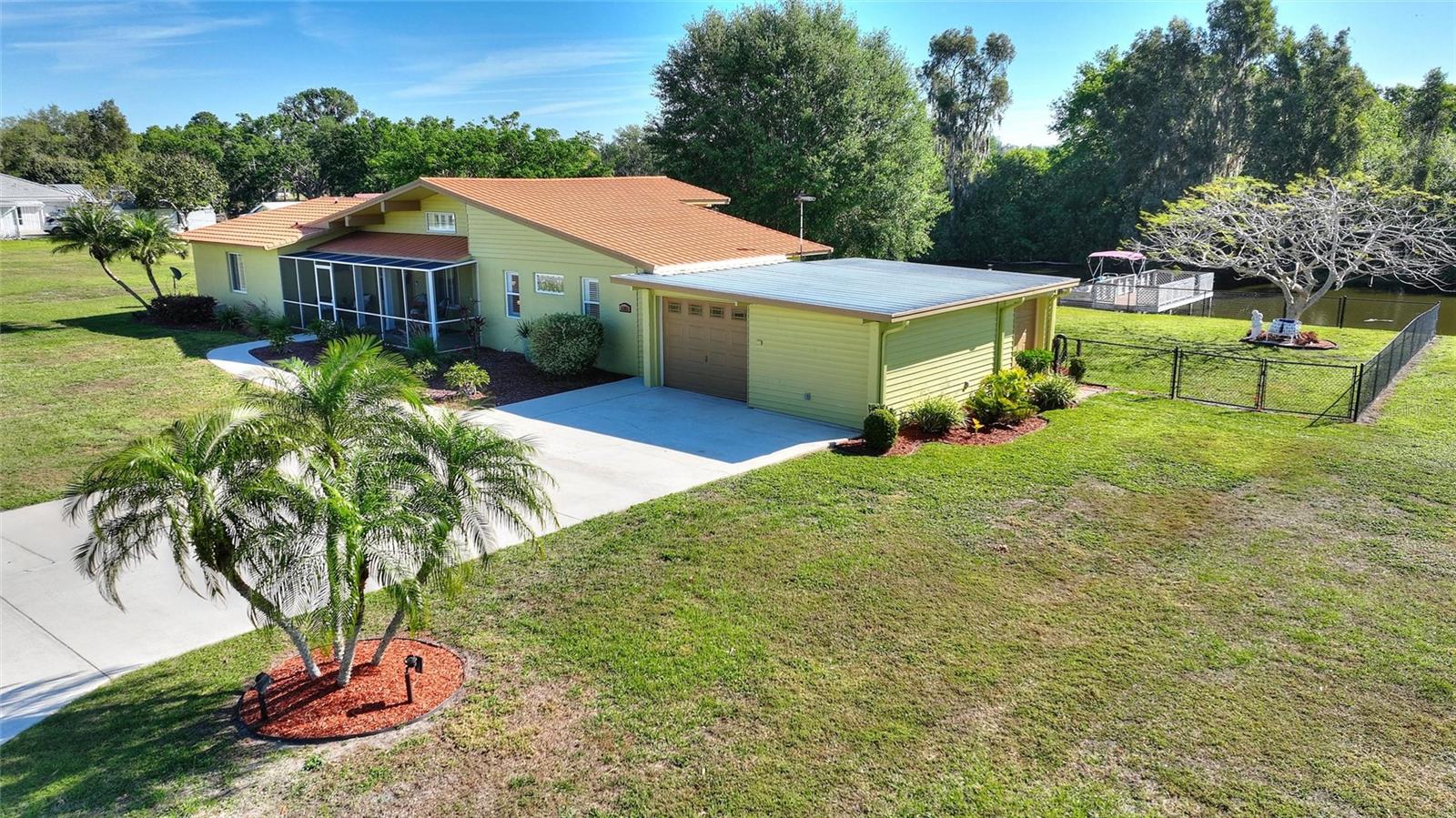 6365 AVOCADO DR, INDIAN LAKE ESTATES, FL, 33855