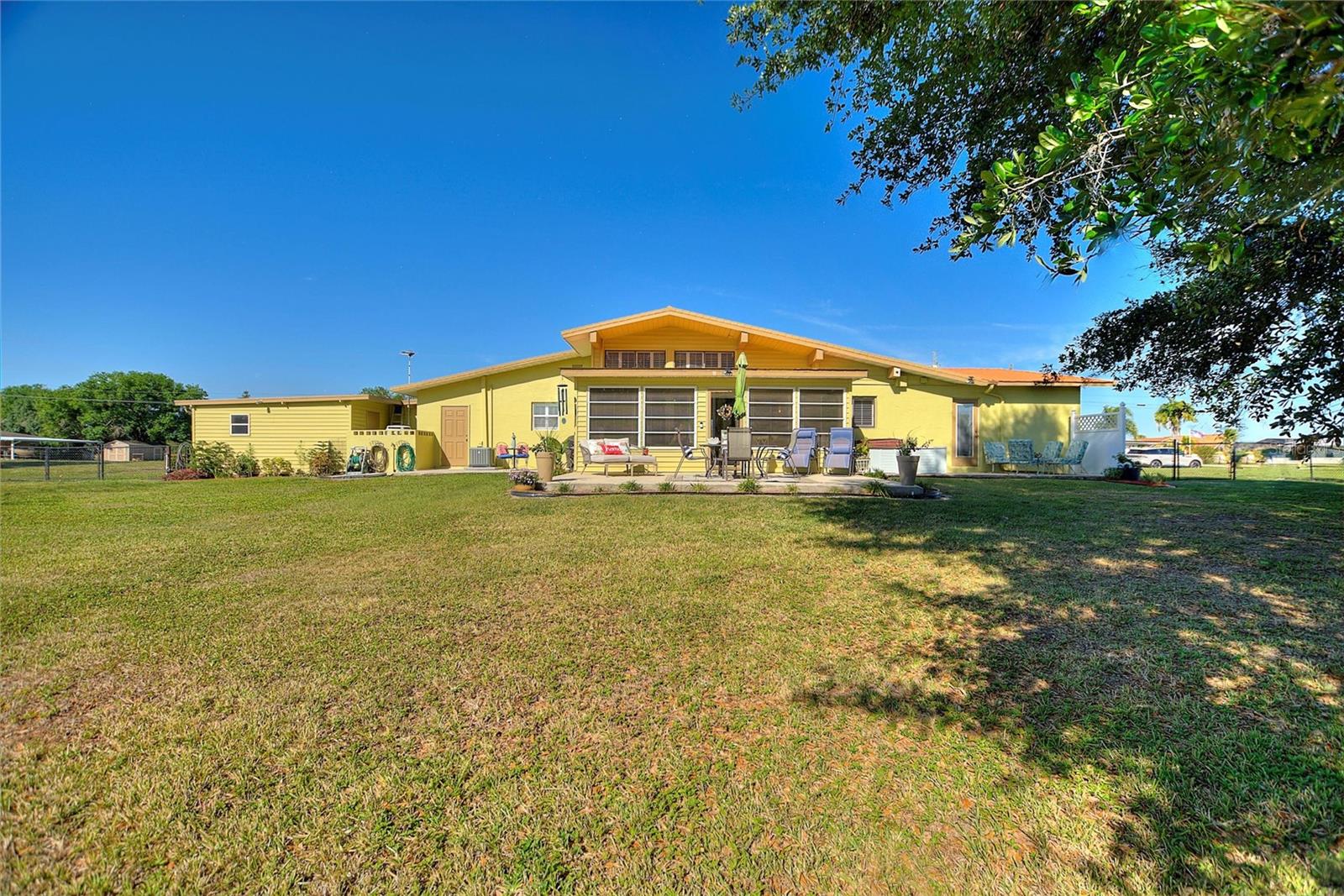 6365 AVOCADO DR, INDIAN LAKE ESTATES, FL, 33855