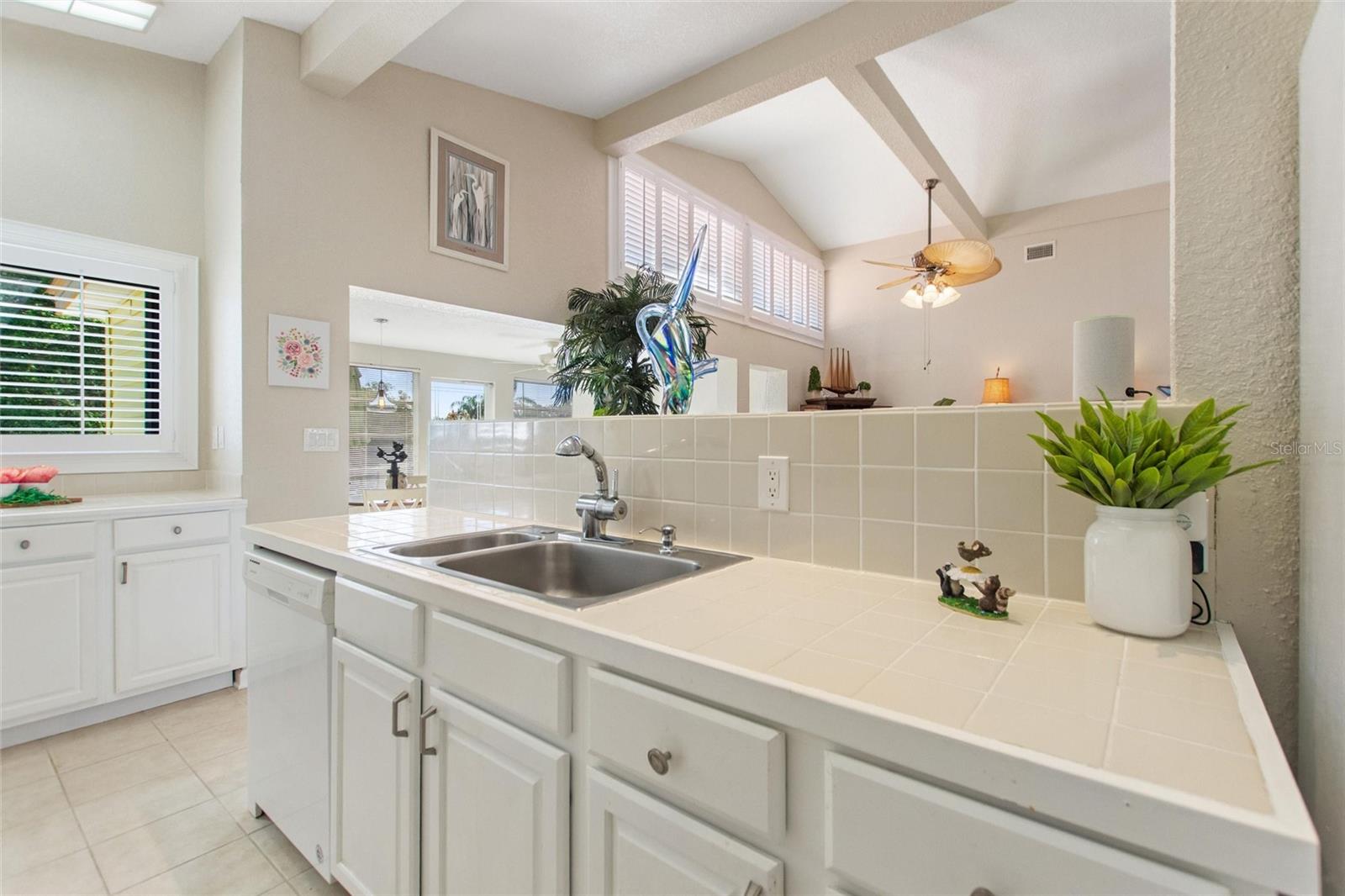 6365 AVOCADO DR, INDIAN LAKE ESTATES, FL, 33855