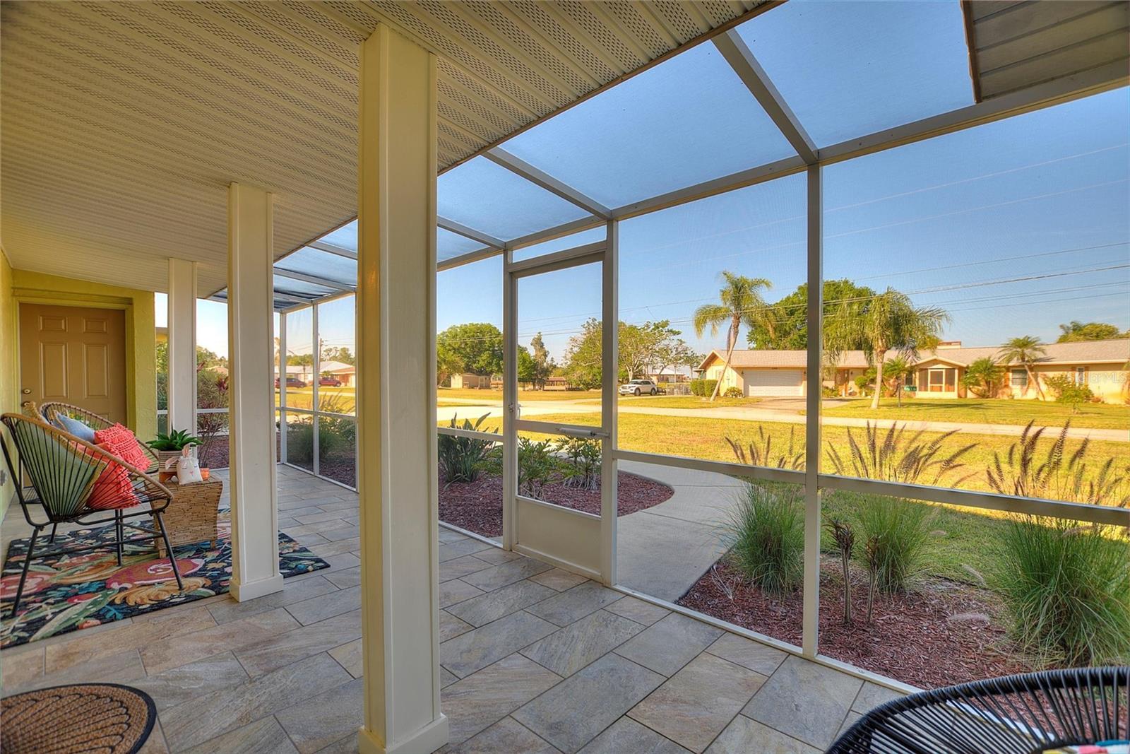 6365 AVOCADO DR, INDIAN LAKE ESTATES, FL, 33855
