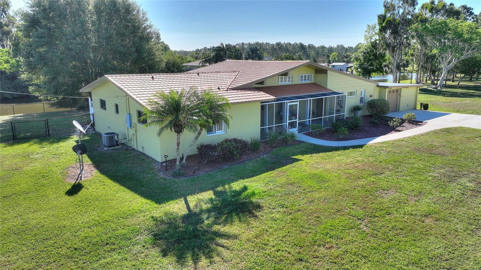 6365 AVOCADO DR, INDIAN LAKE ESTATES, FL, 33855