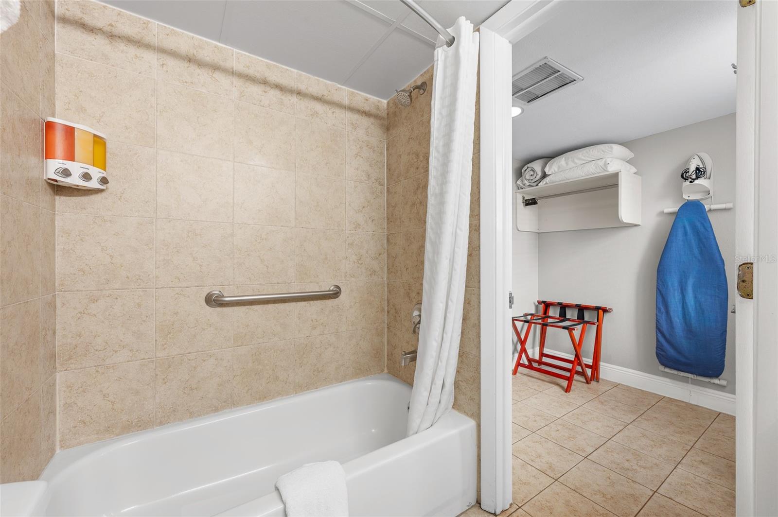 445 S GULFVIEW BLVD #313, CLEARWATER BEACH, FL, 33767