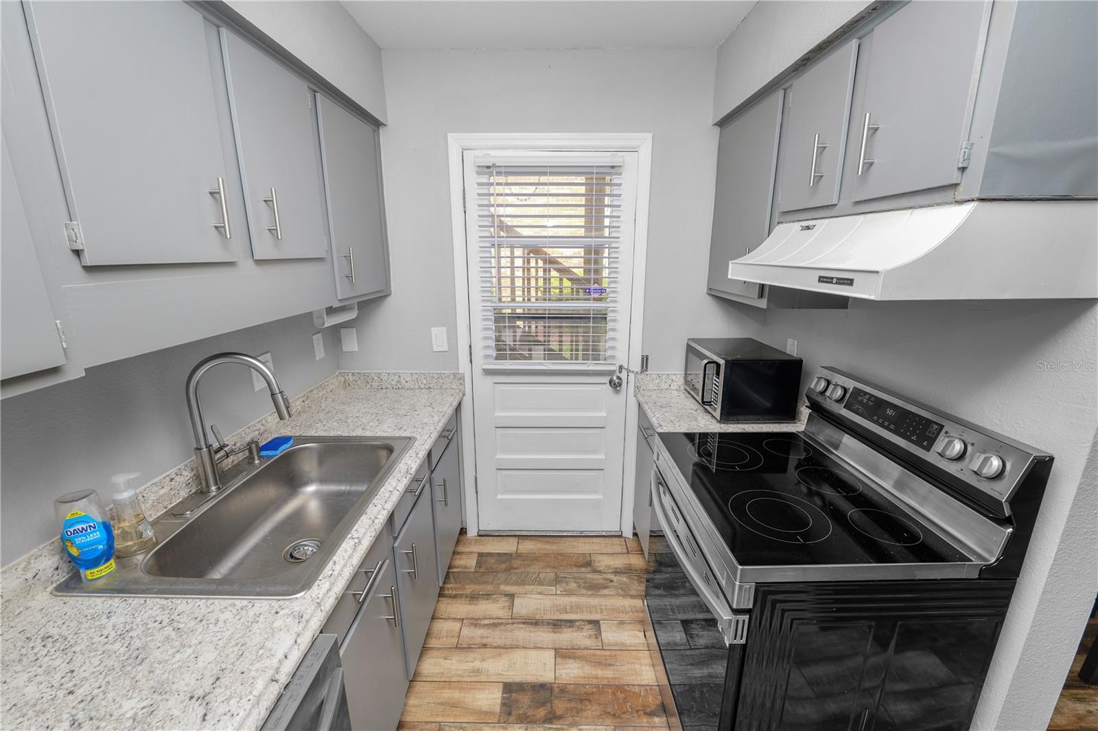 1920 E EDGEWOOD DR #T7, LAKELAND, FL, 33803