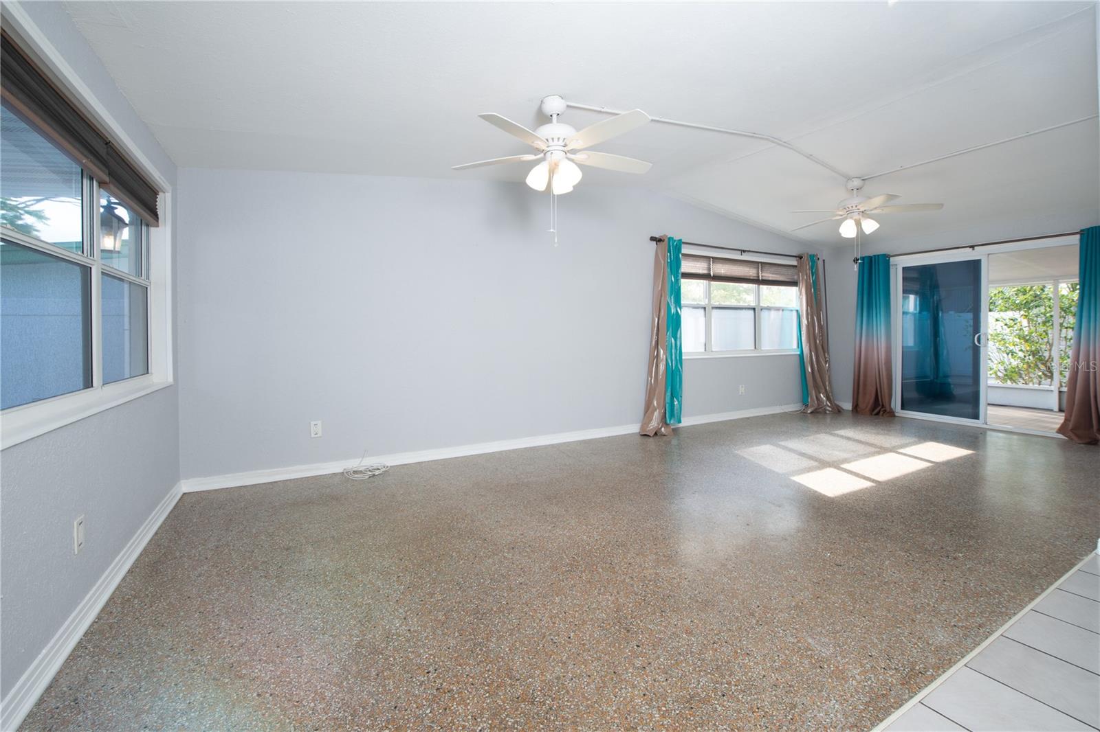 242 11TH AVE SW, LARGO, FL, 33770