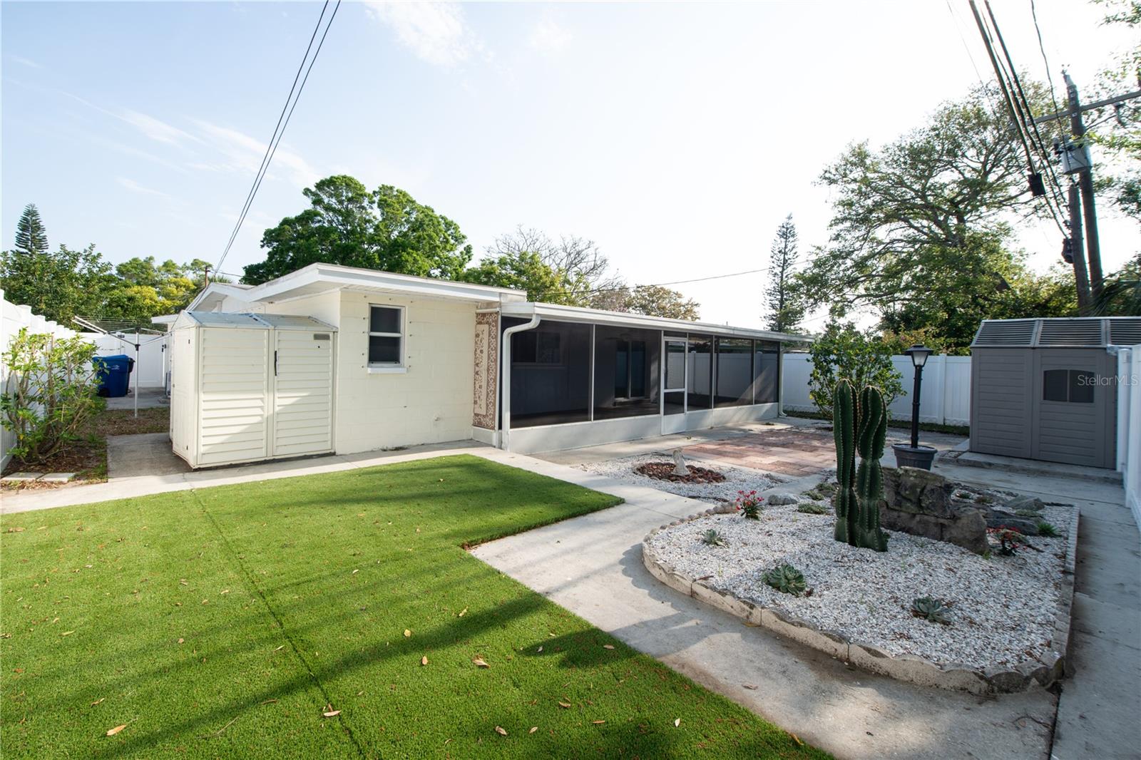 242 11TH AVE SW, LARGO, FL, 33770