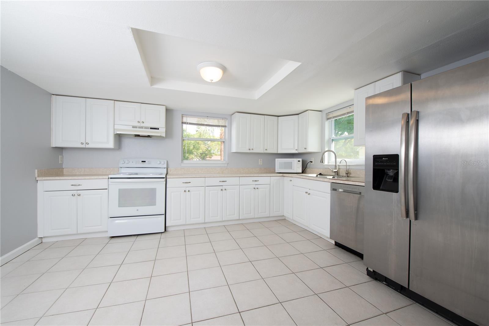 242 11TH AVE SW, LARGO, FL, 33770