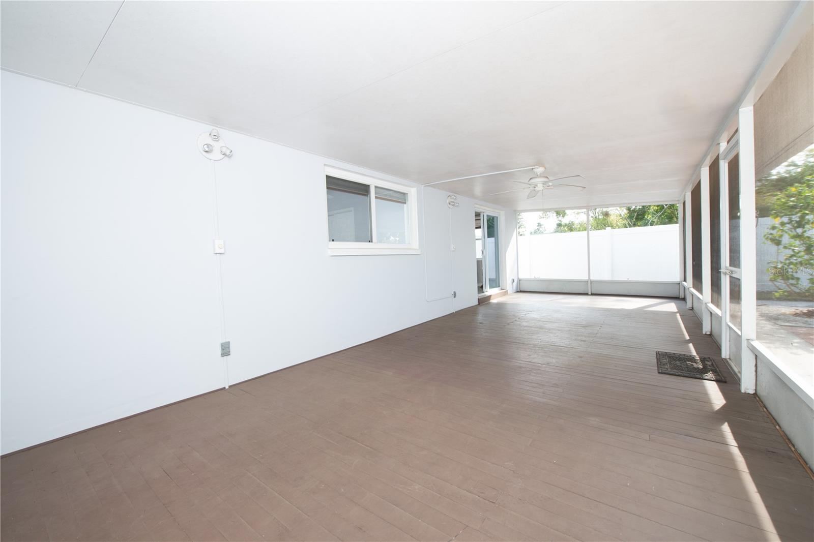 242 11TH AVE SW, LARGO, FL, 33770