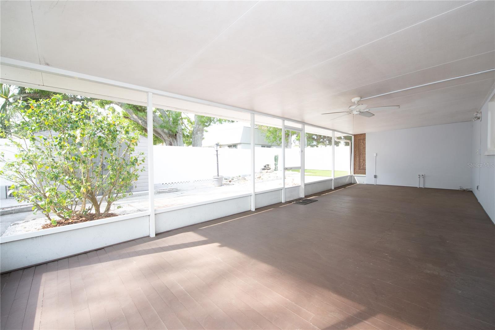 242 11TH AVE SW, LARGO, FL, 33770