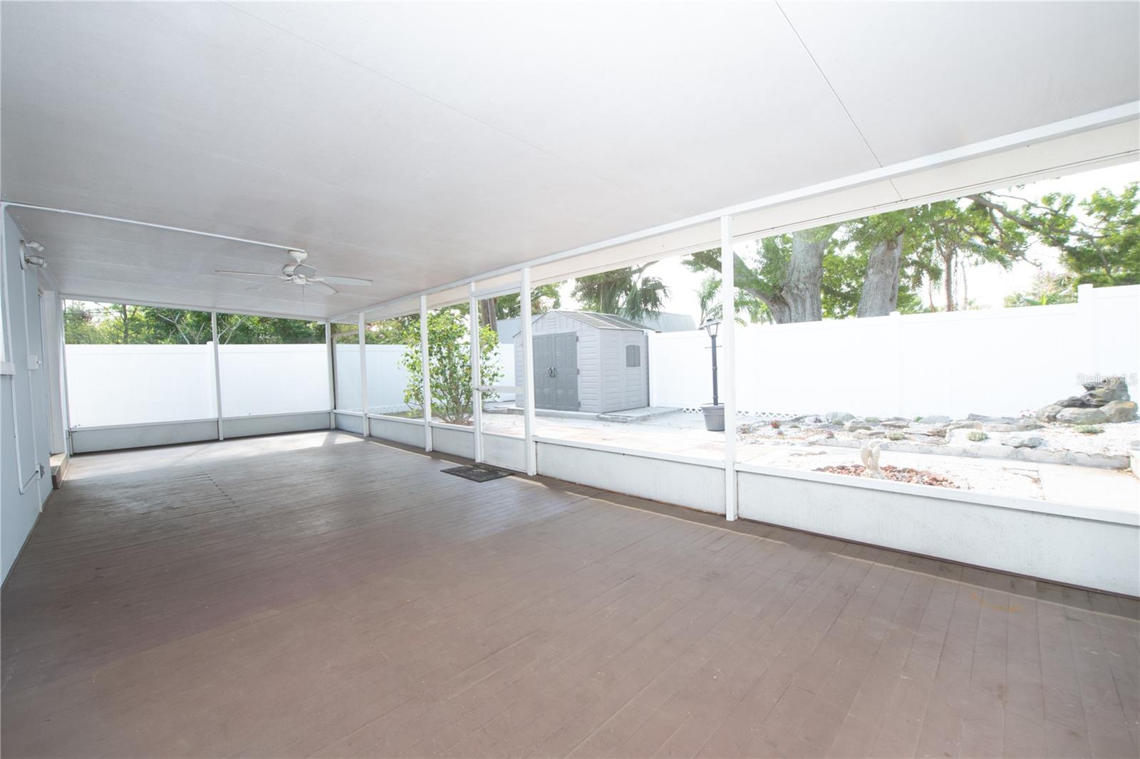 242 11TH AVE SW, LARGO, FL, 33770