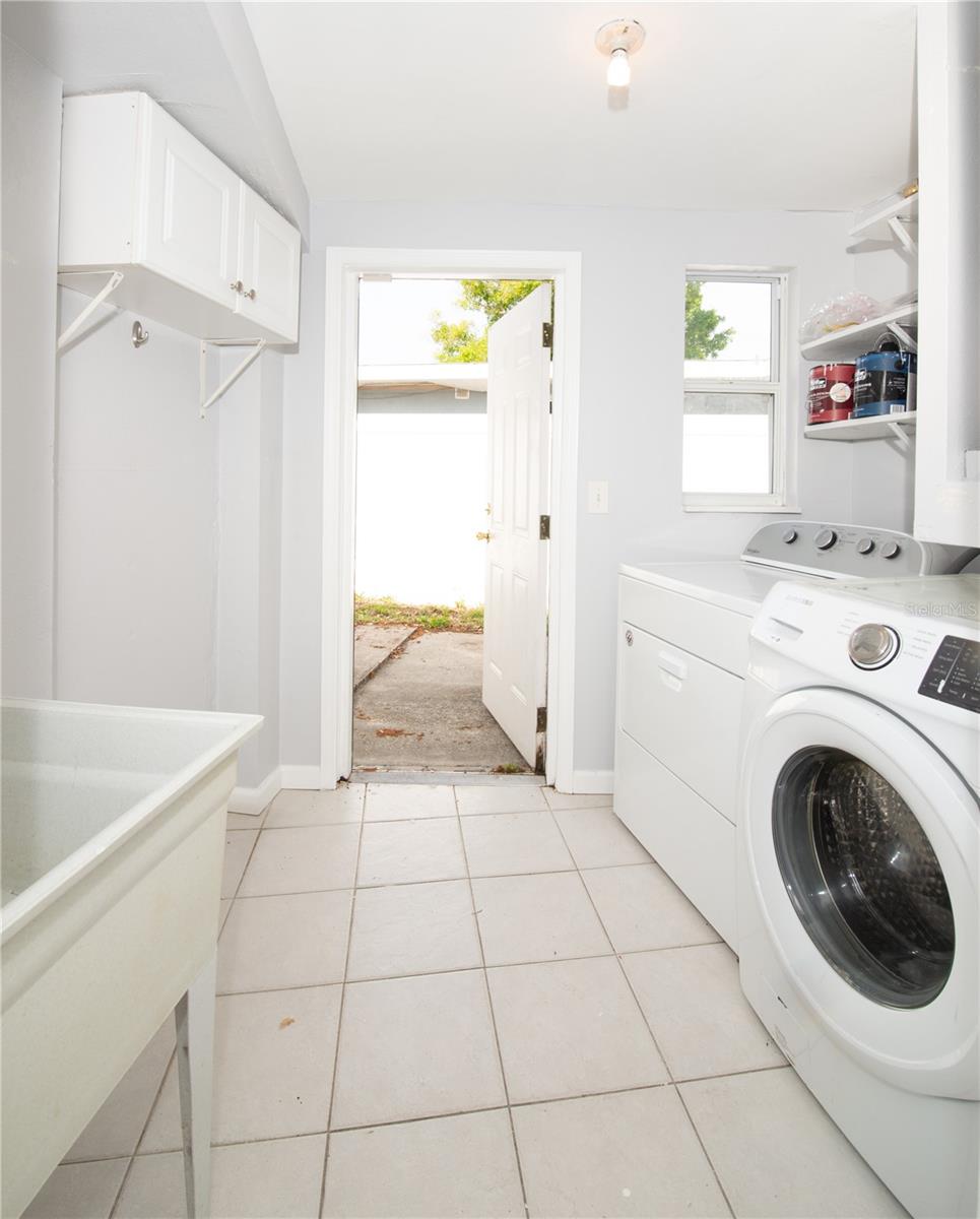 242 11TH AVE SW, LARGO, FL, 33770