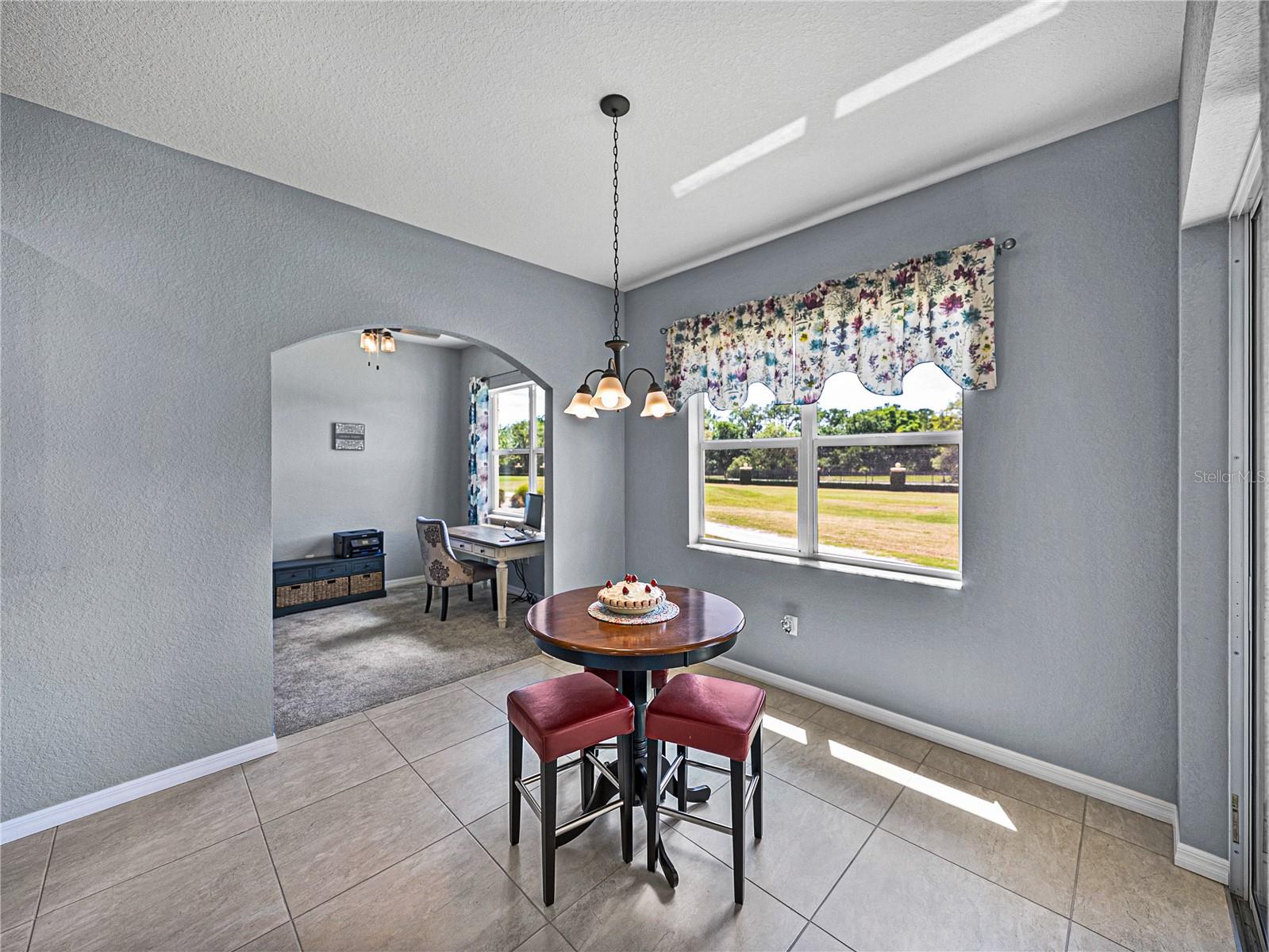 1124 SAWGRASS DR, WINTER HAVEN, FL, 33884