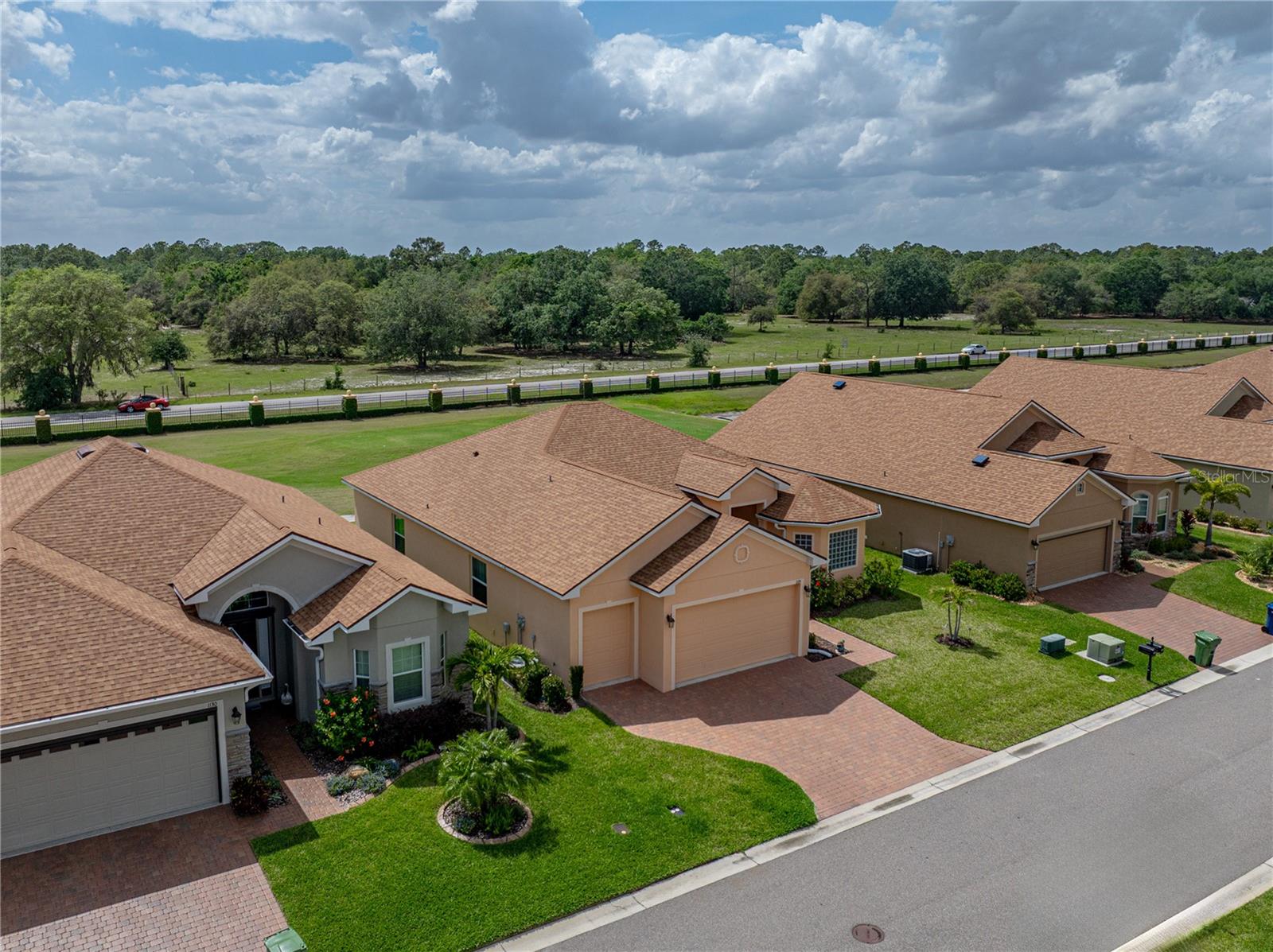 1124 SAWGRASS DR, WINTER HAVEN, FL, 33884