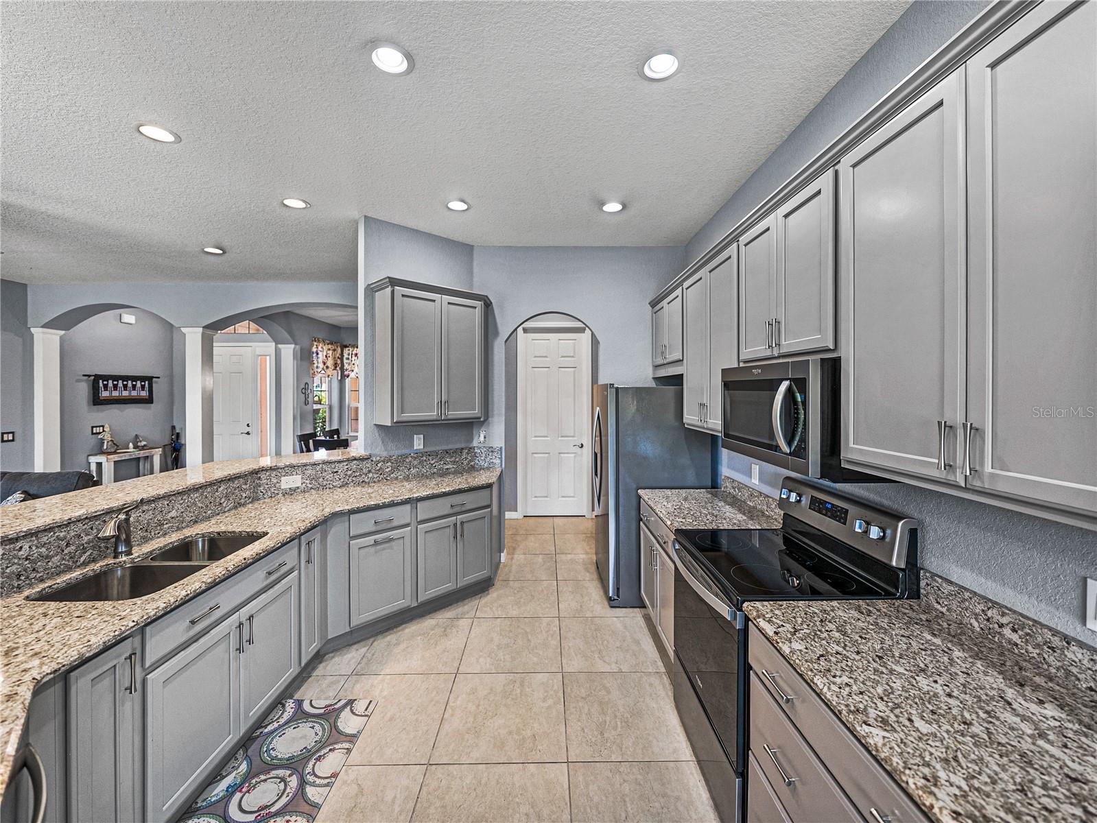 1124 SAWGRASS DR, WINTER HAVEN, FL, 33884