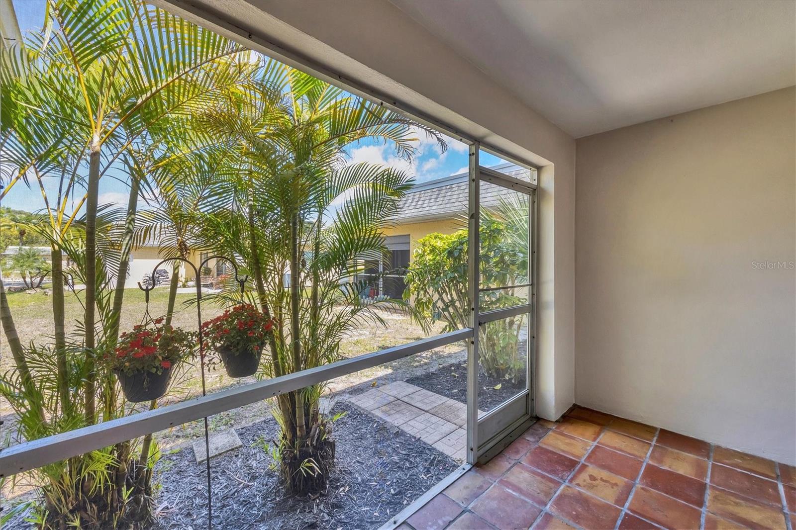 2403 ASPINWALL ST, SARASOTA, FL, 34237