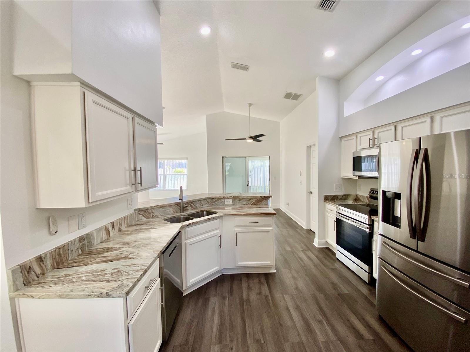 10264 OAK CREST RD, ORLANDO, FL, 32829