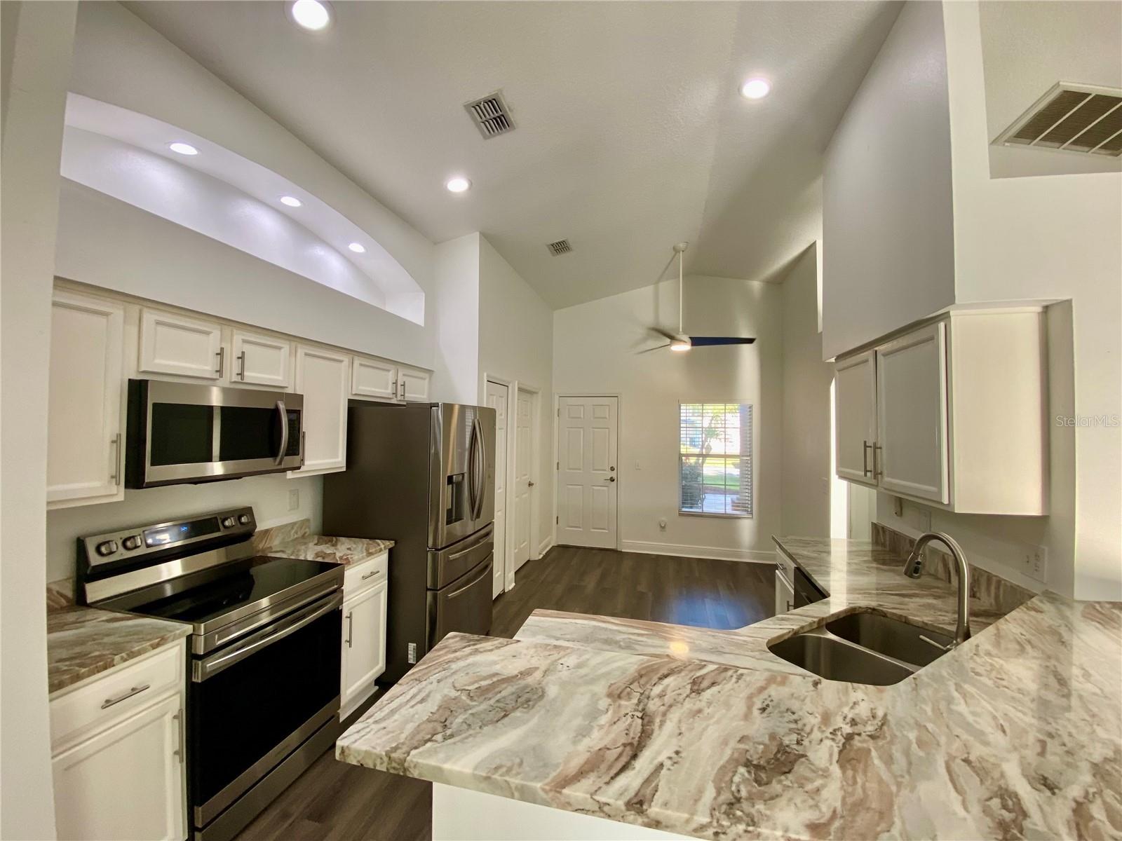 10264 OAK CREST RD, ORLANDO, FL, 32829