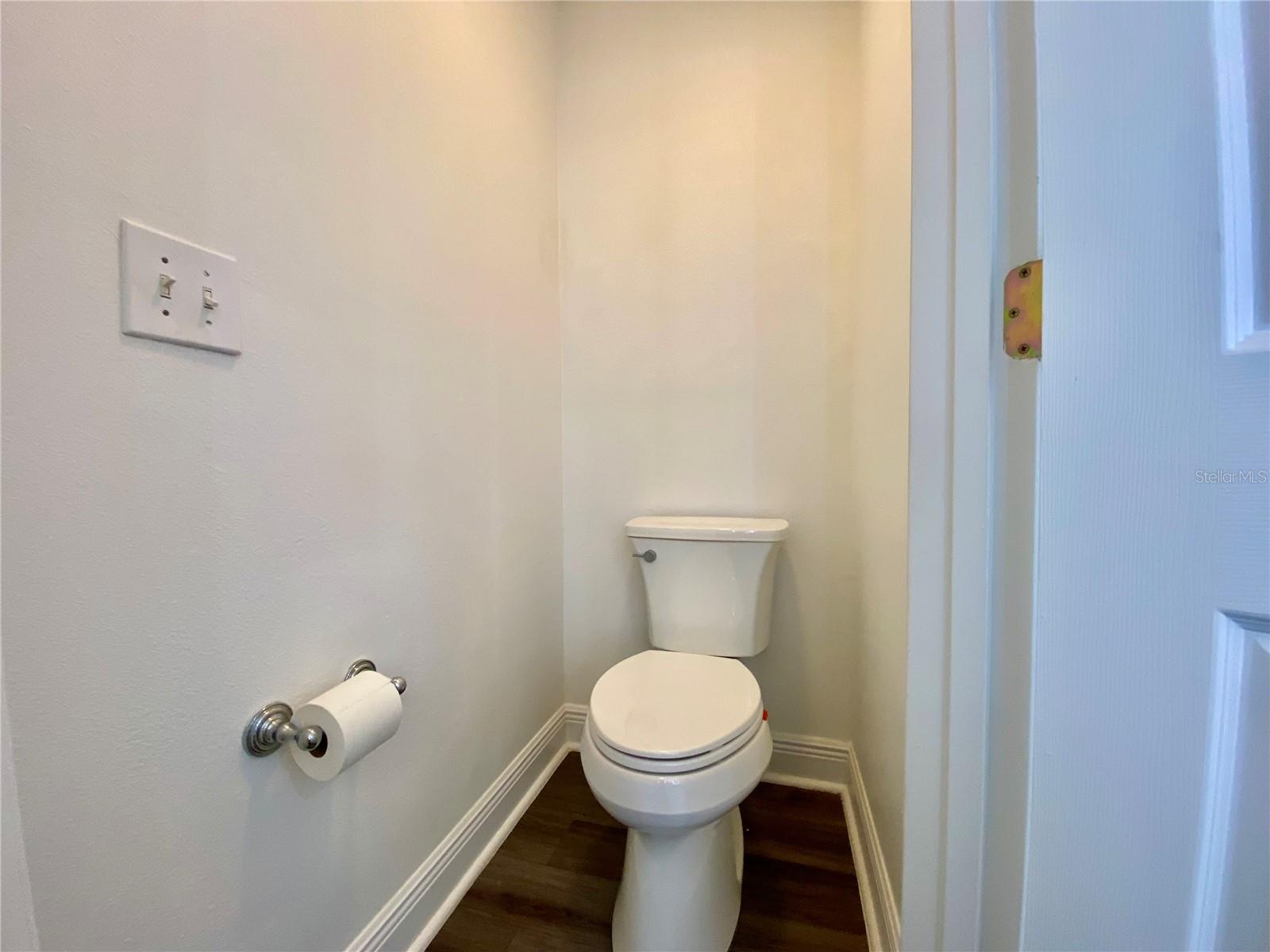 10264 OAK CREST RD, ORLANDO, FL, 32829