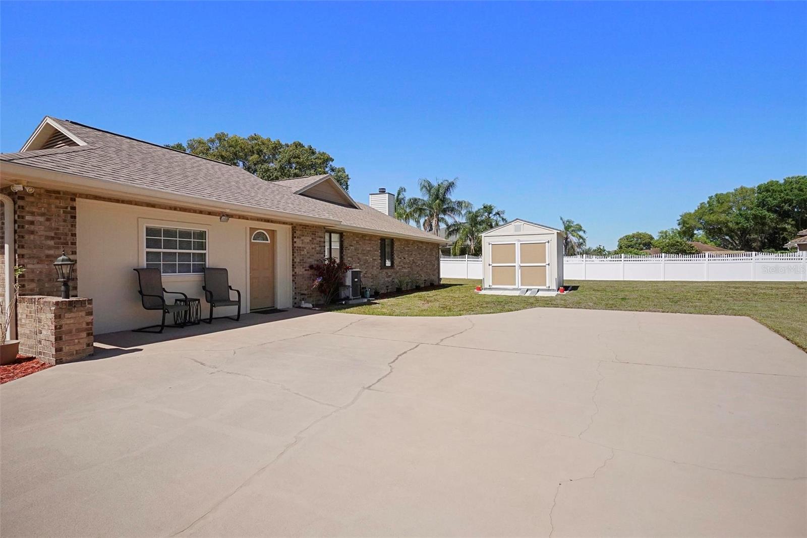 516 DONALDSON DR, DEBARY, FL, 32713