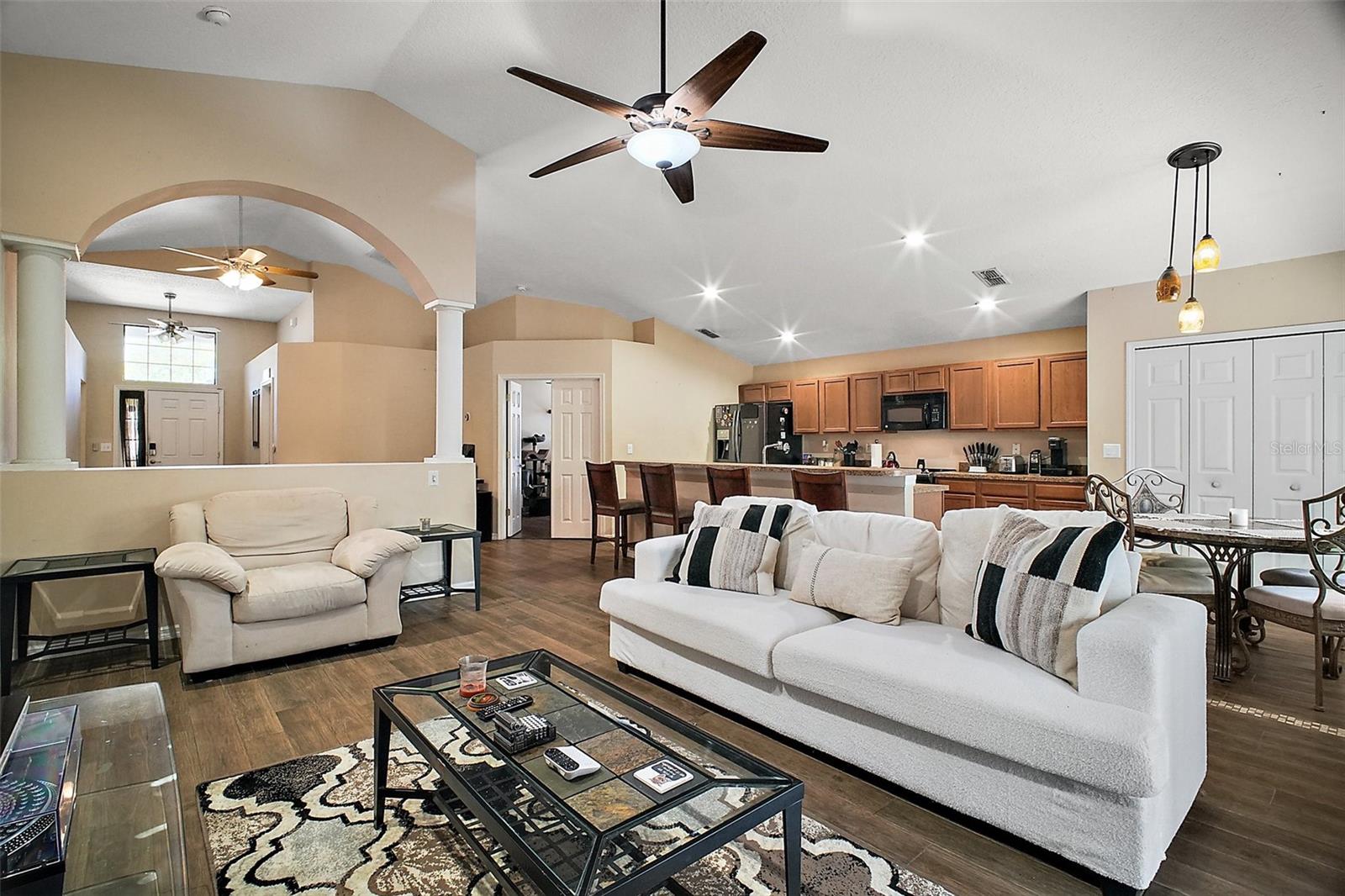 2269 BRACKNELL FOREST TRL, TAVARES, FL, 32778