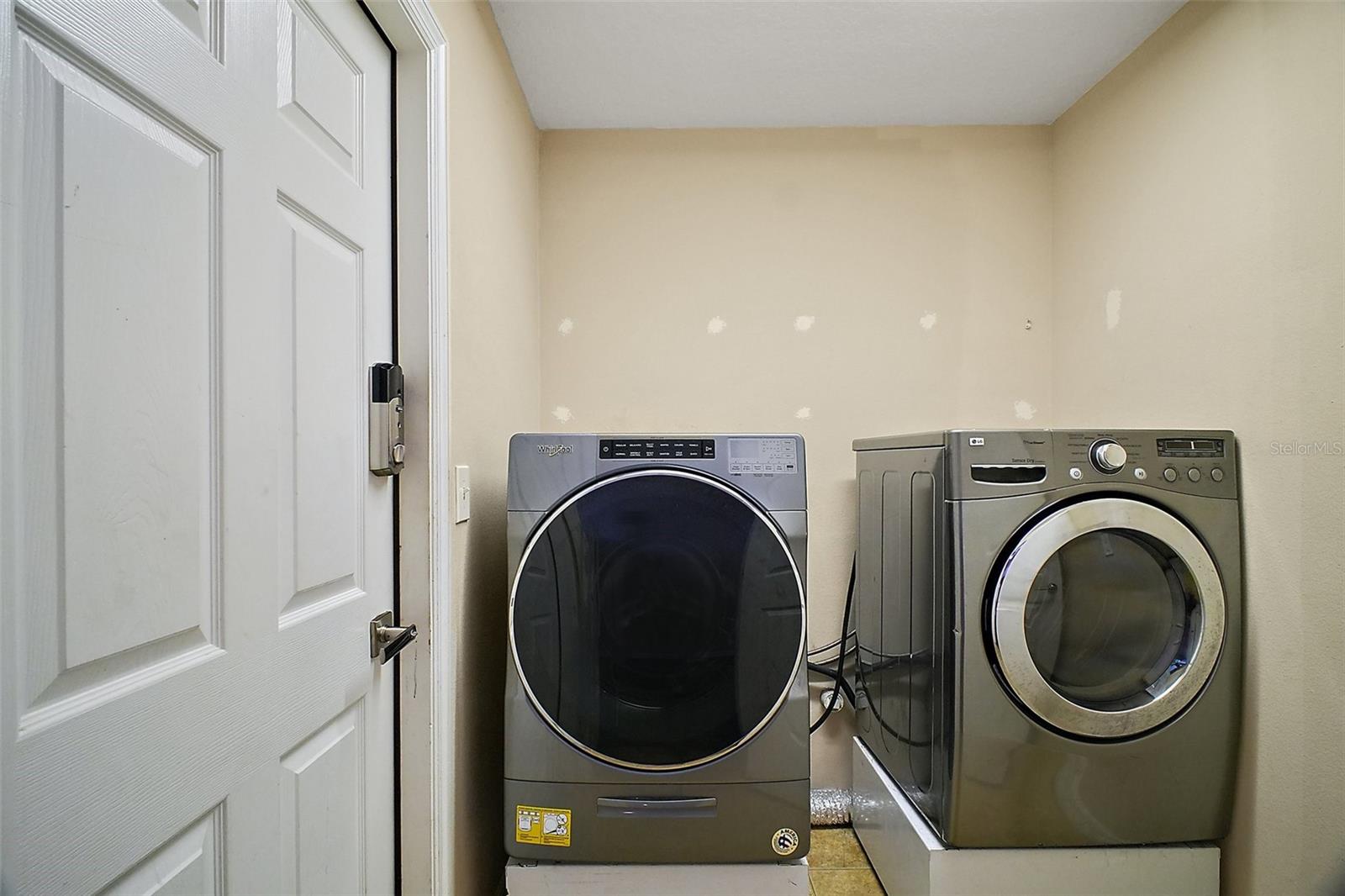 2269 BRACKNELL FOREST TRL, TAVARES, FL, 32778