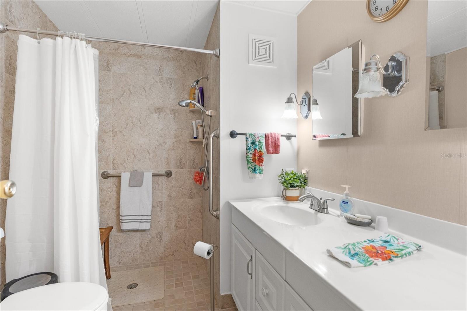 8240 HIGHPOINT BLVD, BROOKSVILLE, FL, 34613