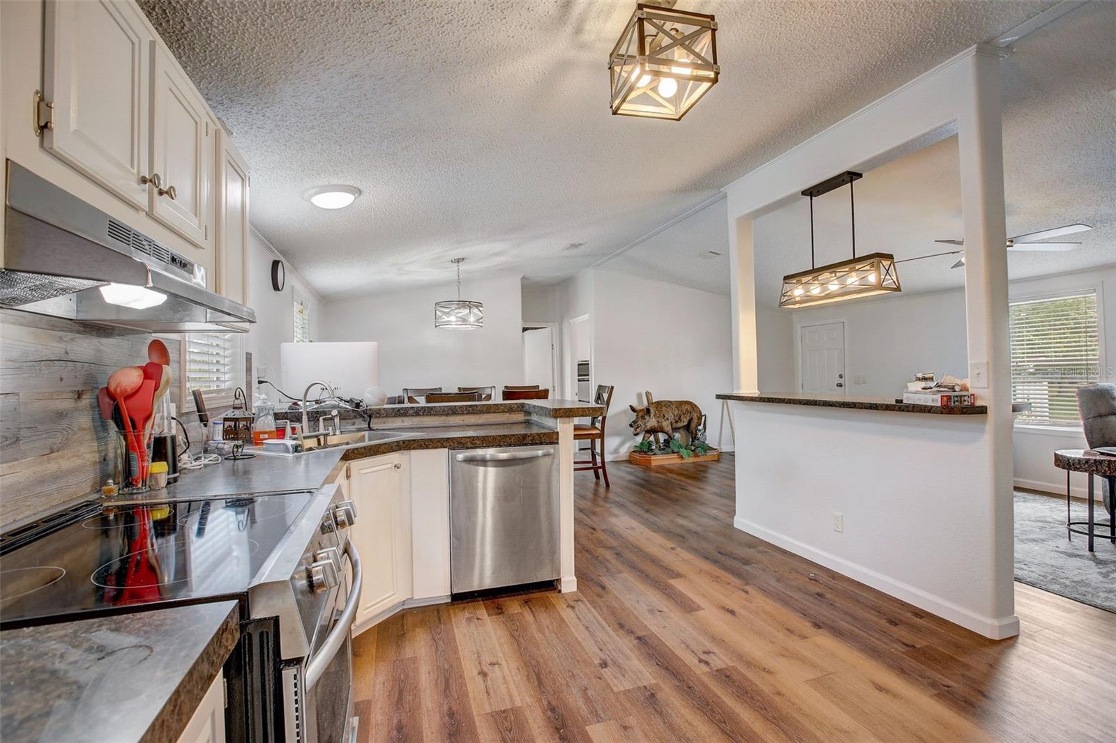 900 SADDLEWOOD BLVD, LAKELAND, FL, 33809