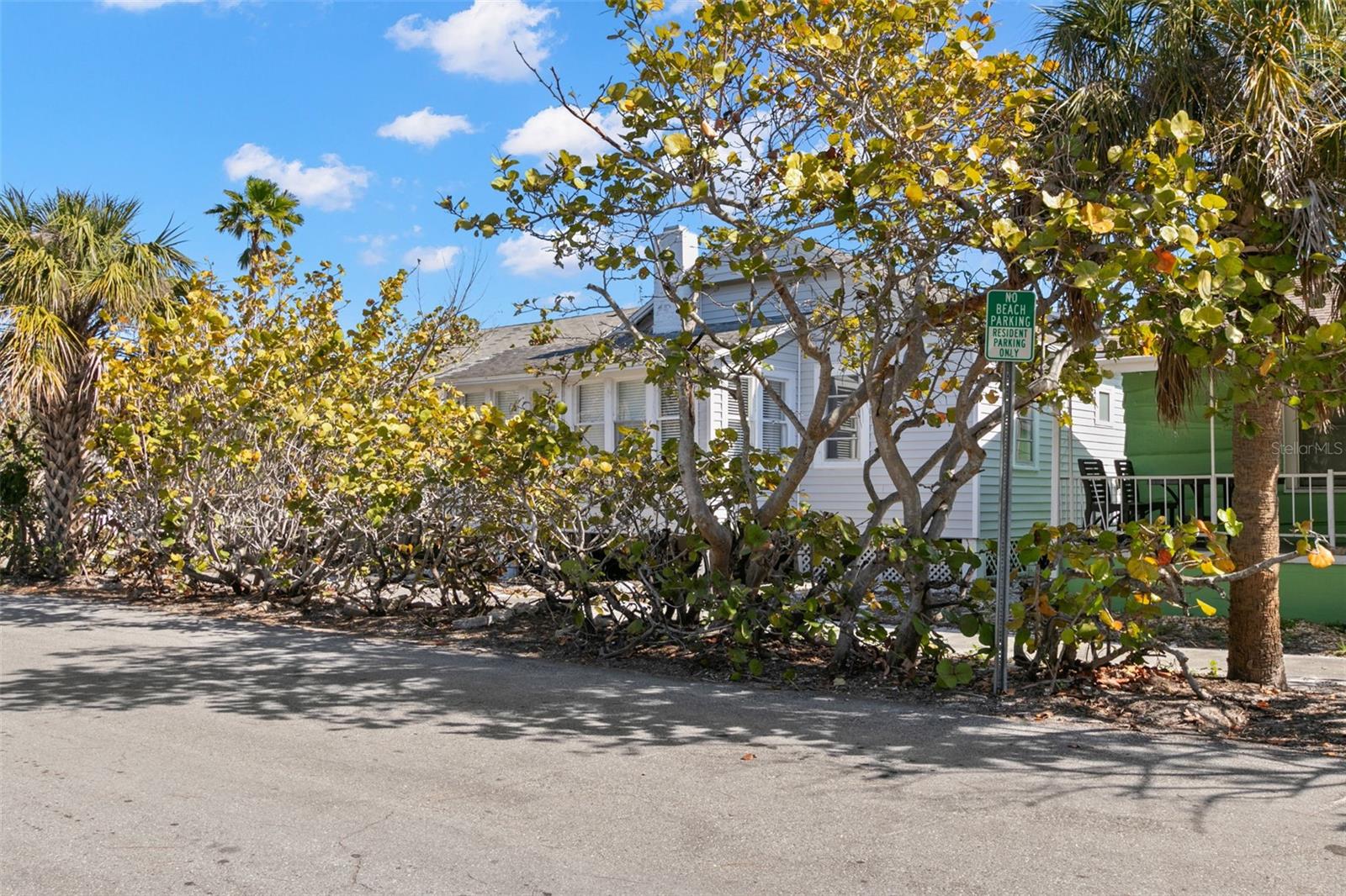 12404 SUNSHINE LN, TREASURE ISLAND, FL, 33706