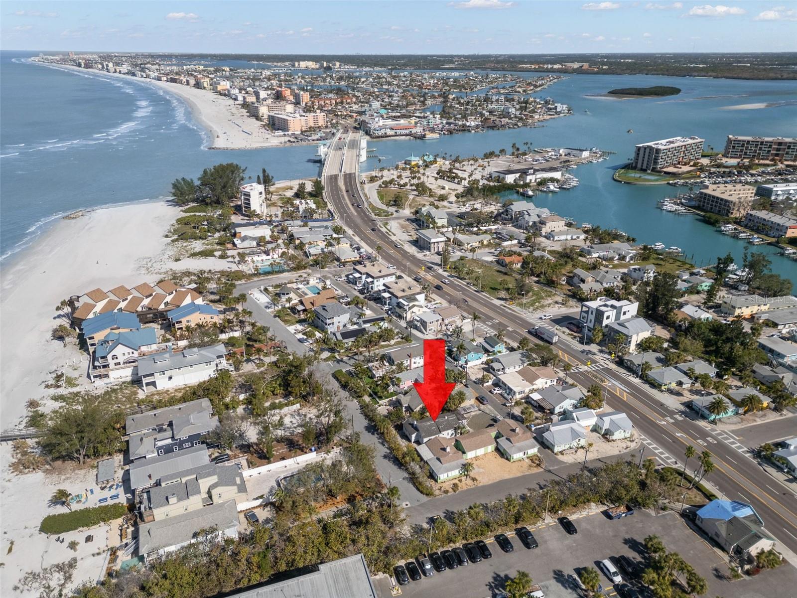 12404 SUNSHINE LN, TREASURE ISLAND, FL, 33706