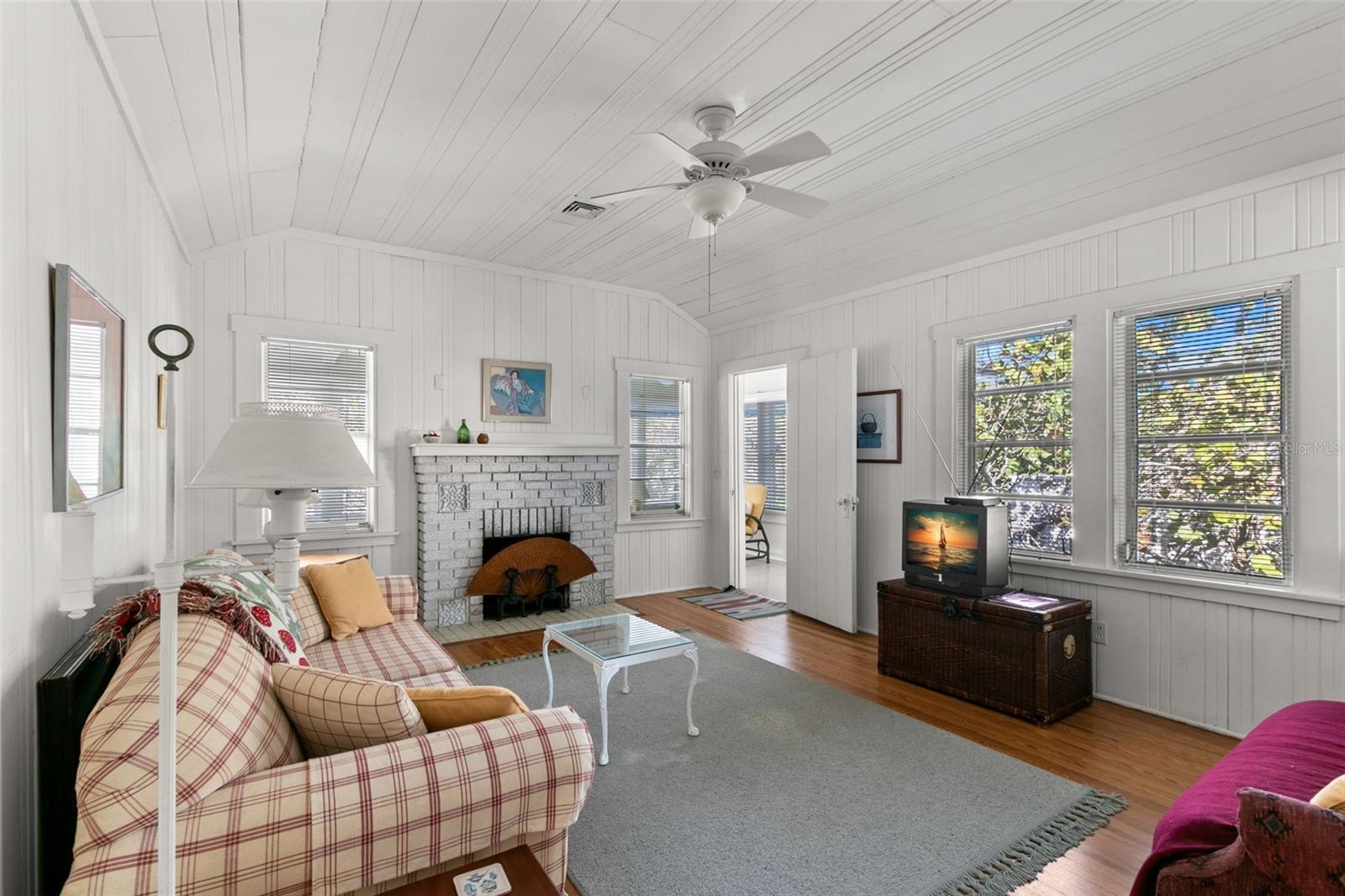 12404 SUNSHINE LN, TREASURE ISLAND, FL, 33706