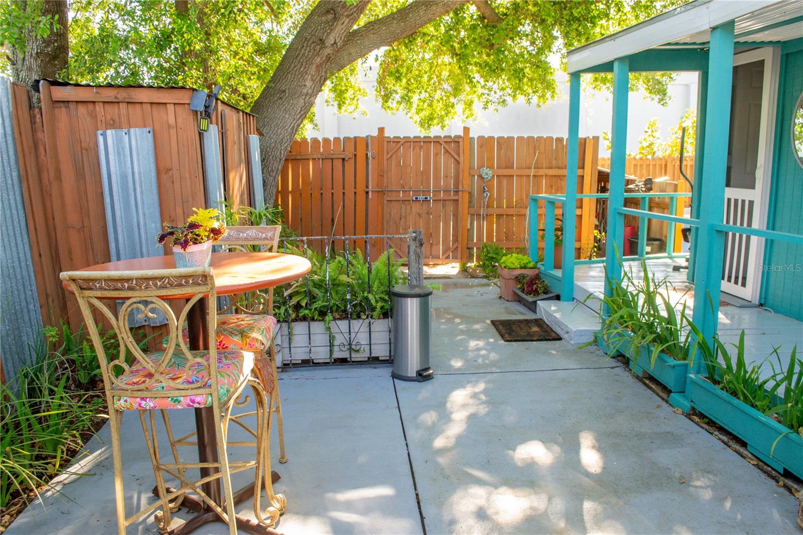 2501 EMERSON AVE S, ST PETERSBURG, FL, 33712