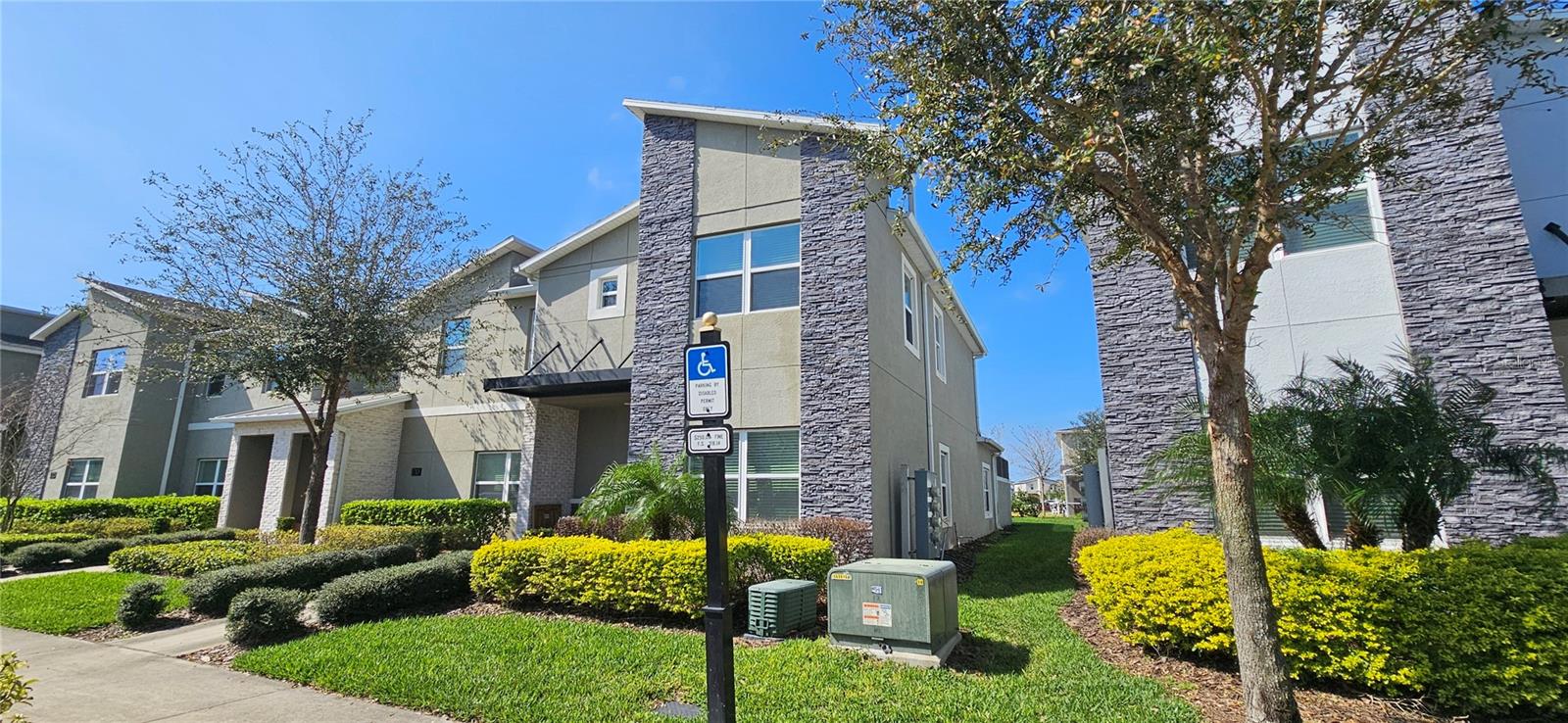 700 PEBBLE BEACH DR, DAVENPORT, FL, 33896