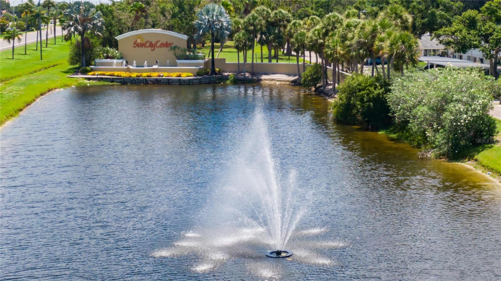 2007 E VIEW DR, SUN CITY CENTER, FL, 33573