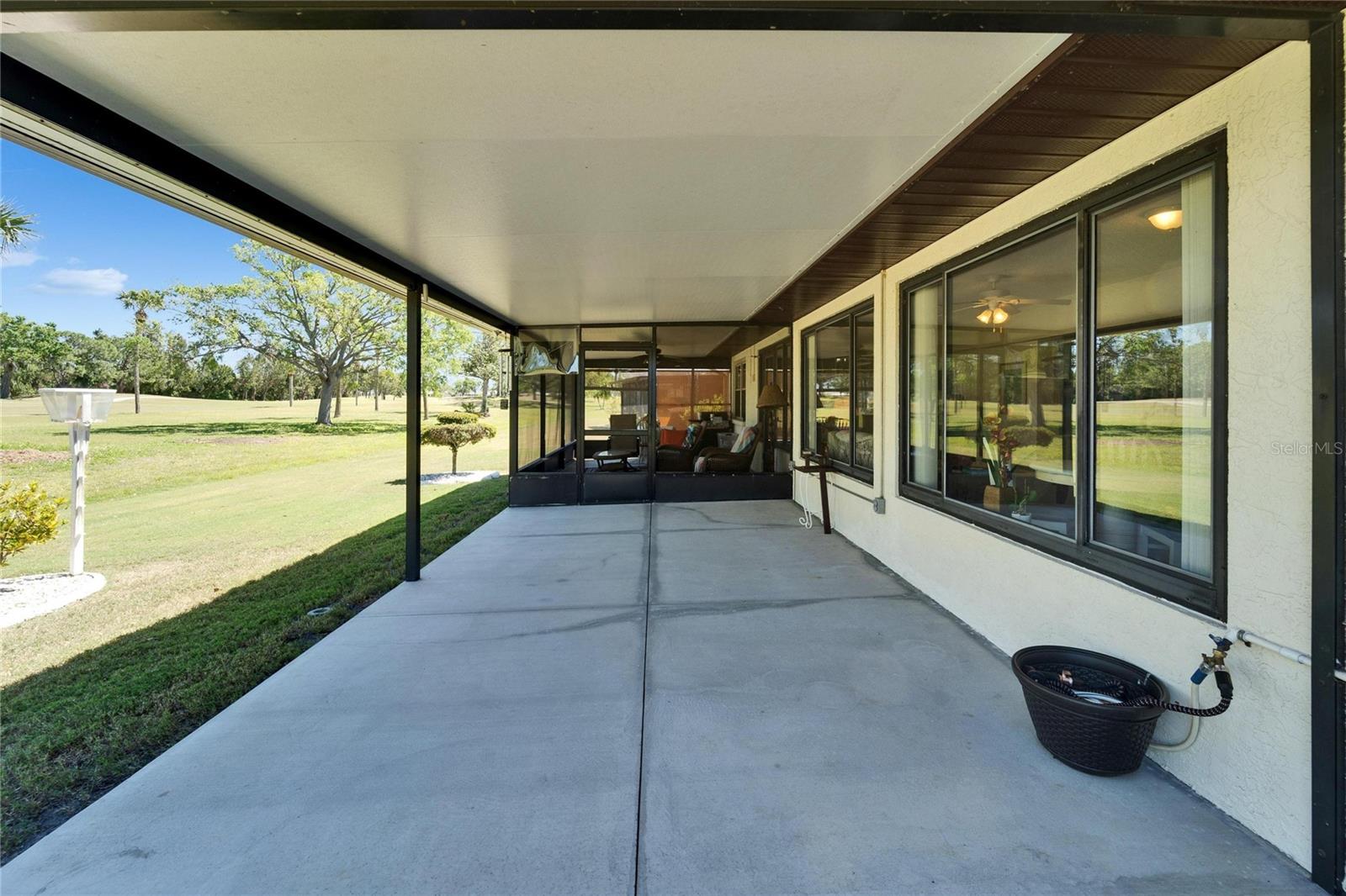 2007 E VIEW DR, SUN CITY CENTER, FL, 33573