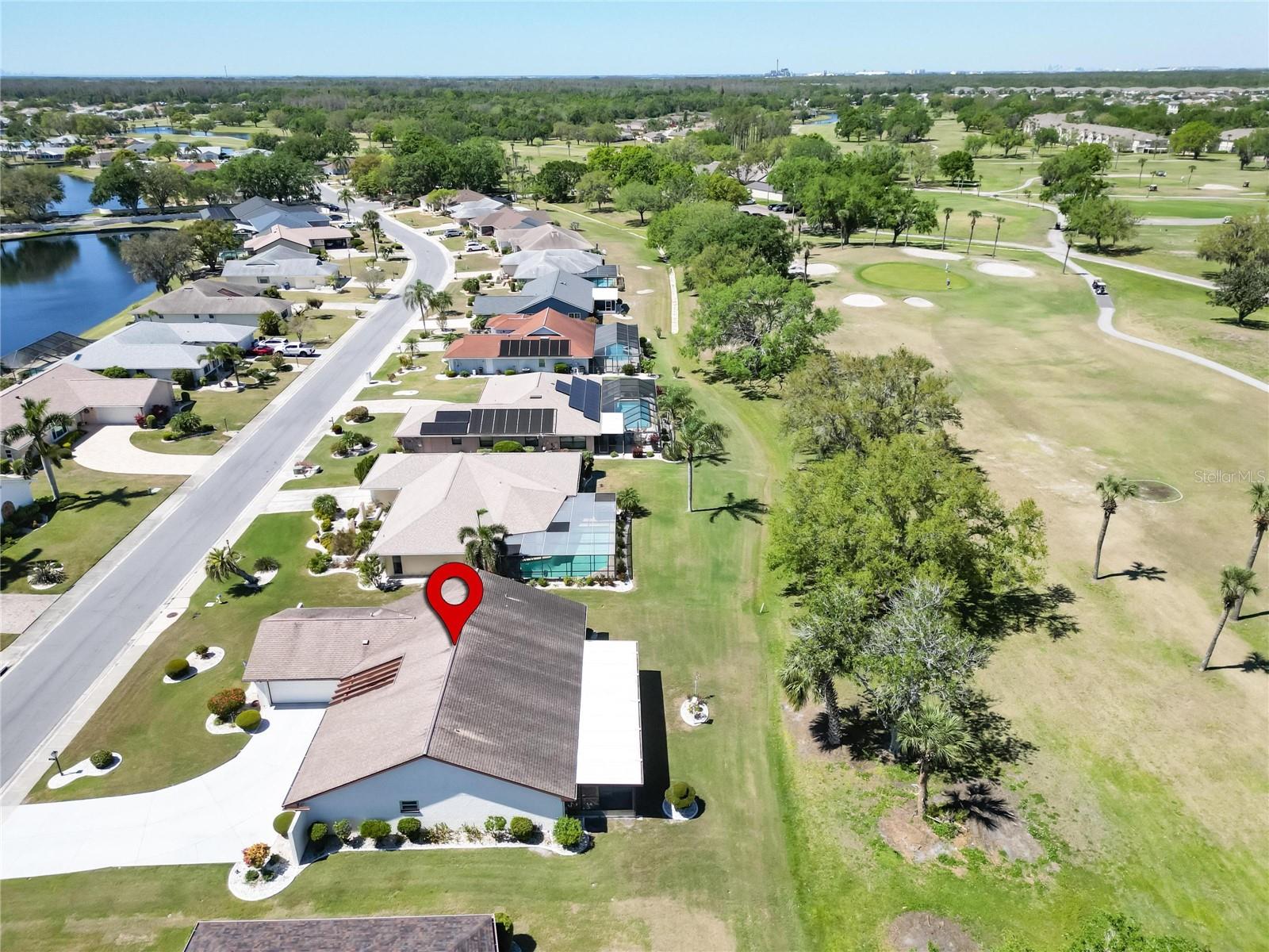 2007 E VIEW DR, SUN CITY CENTER, FL, 33573