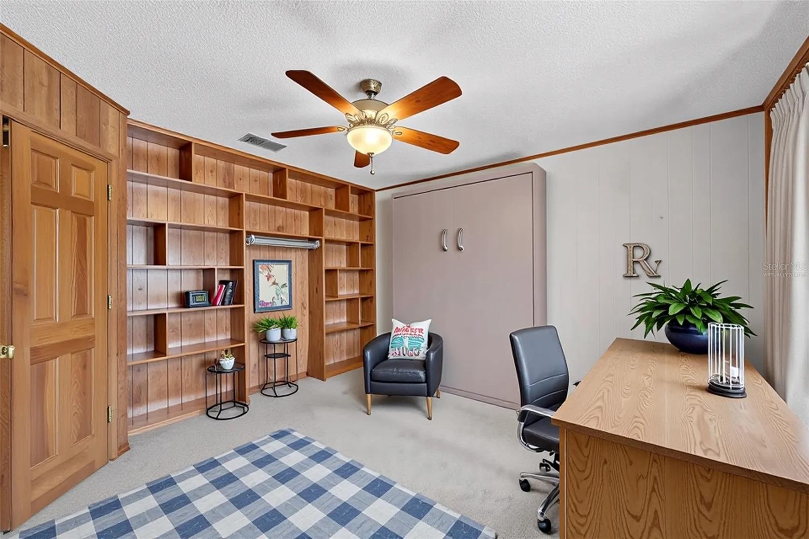 2007 E VIEW DR, SUN CITY CENTER, FL, 33573