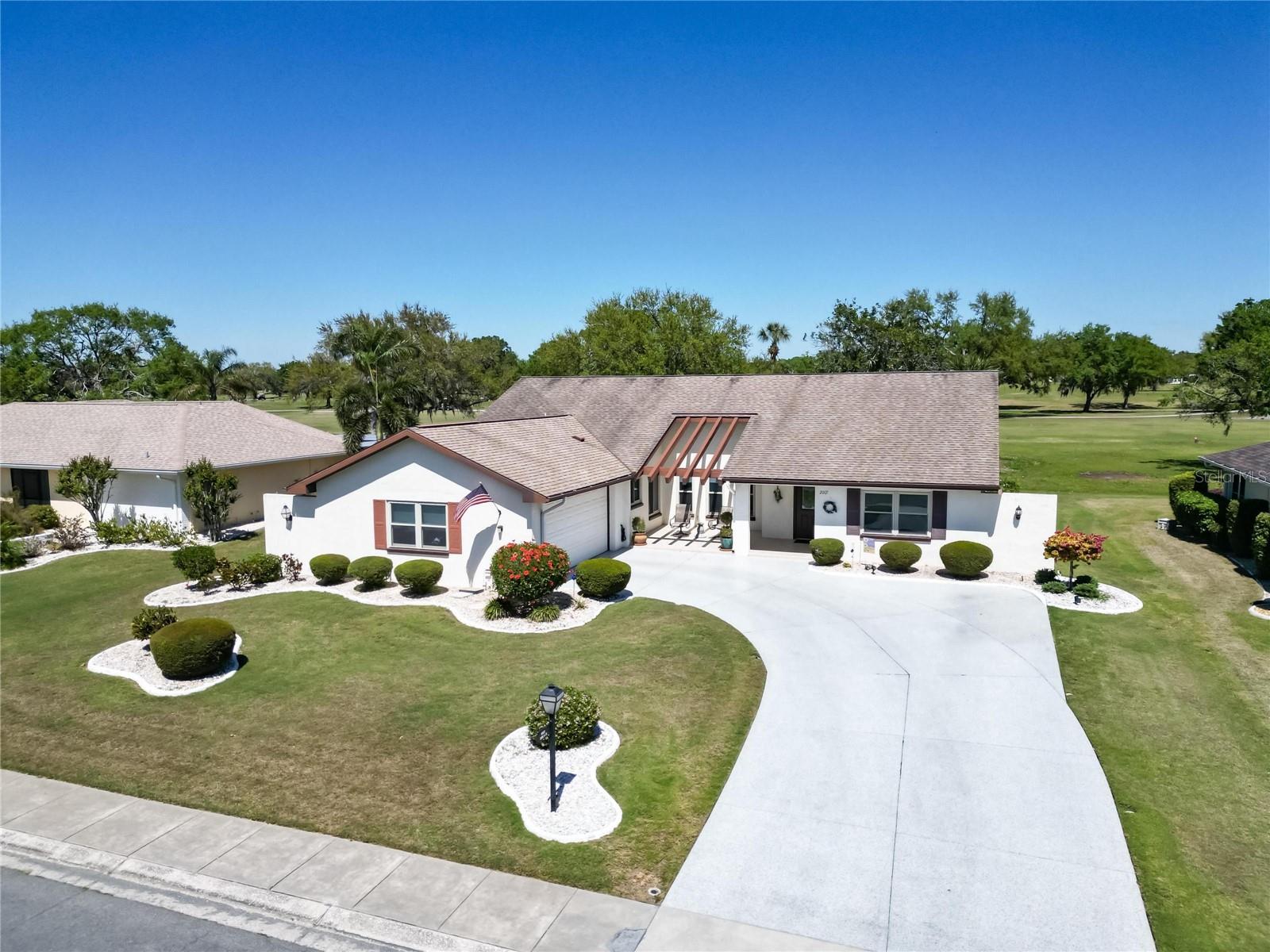 2007 E VIEW DR, SUN CITY CENTER, FL, 33573