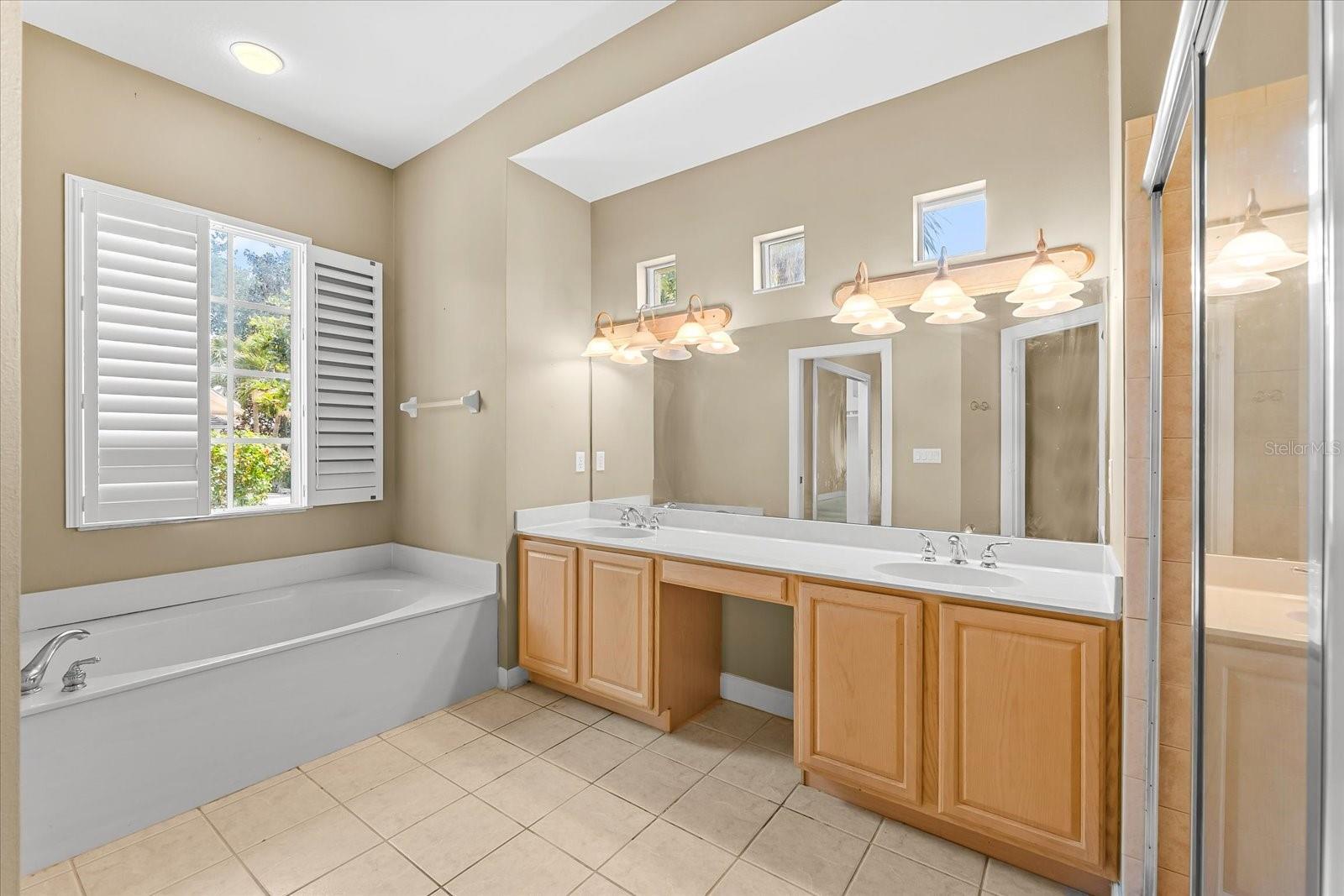 13792 LONG LAKE LN, PORT CHARLOTTE, FL, 33953