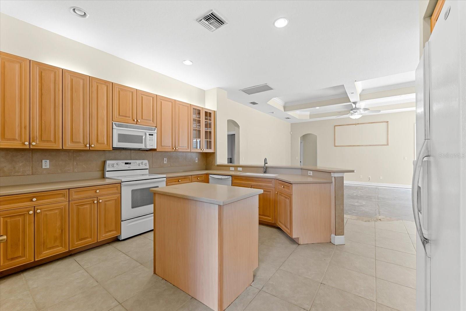 13792 LONG LAKE LN, PORT CHARLOTTE, FL, 33953