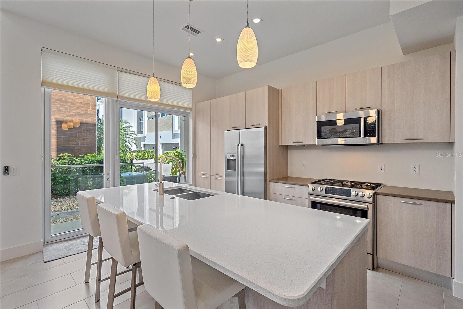 232 COSMOPOLITAN CT, SARASOTA, FL, 34236