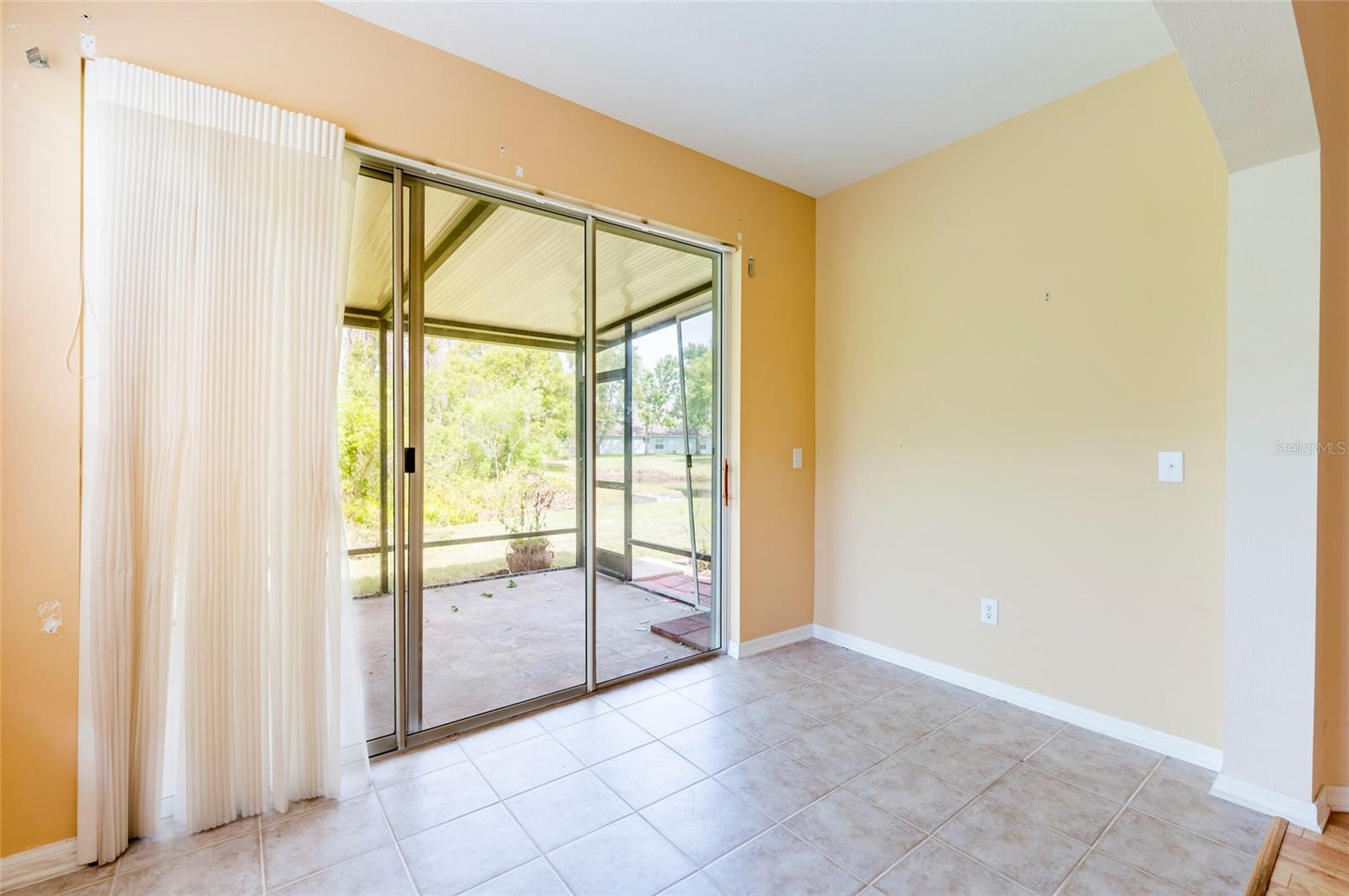 19200 WEYMOUTH DR, LAND O LAKES, FL, 34638
