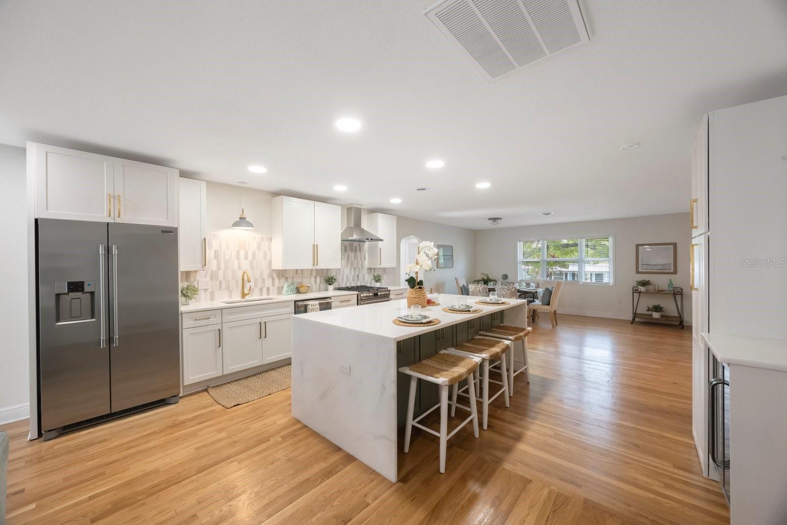5020 15TH AVE N, ST PETERSBURG, FL, 33710