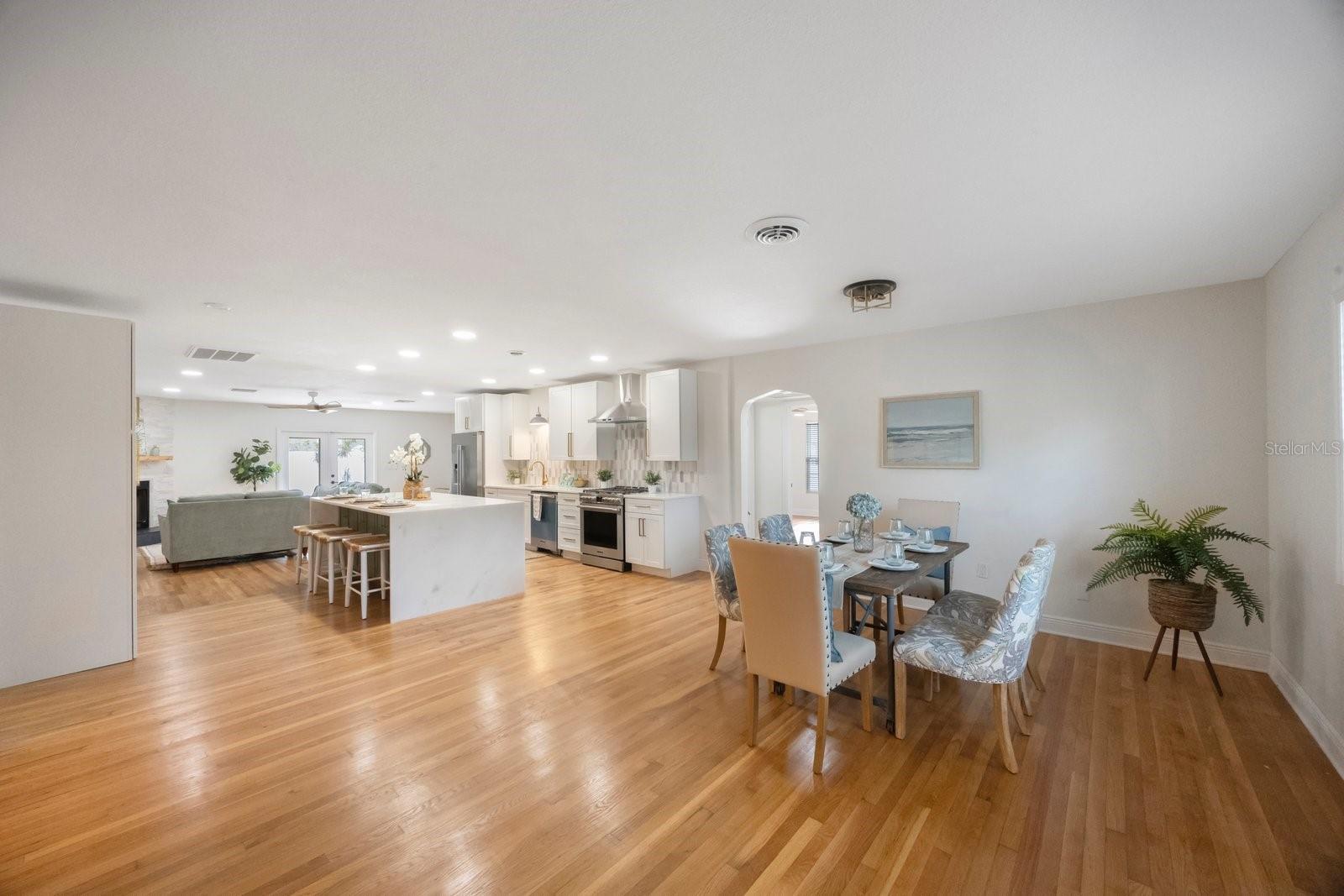 5020 15TH AVE N, ST PETERSBURG, FL, 33710